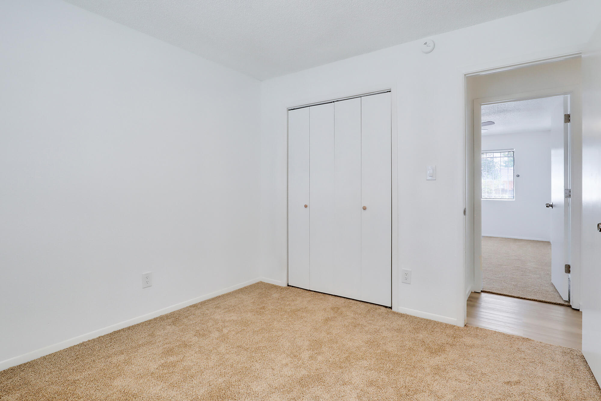 4800 W Lea Drive SW