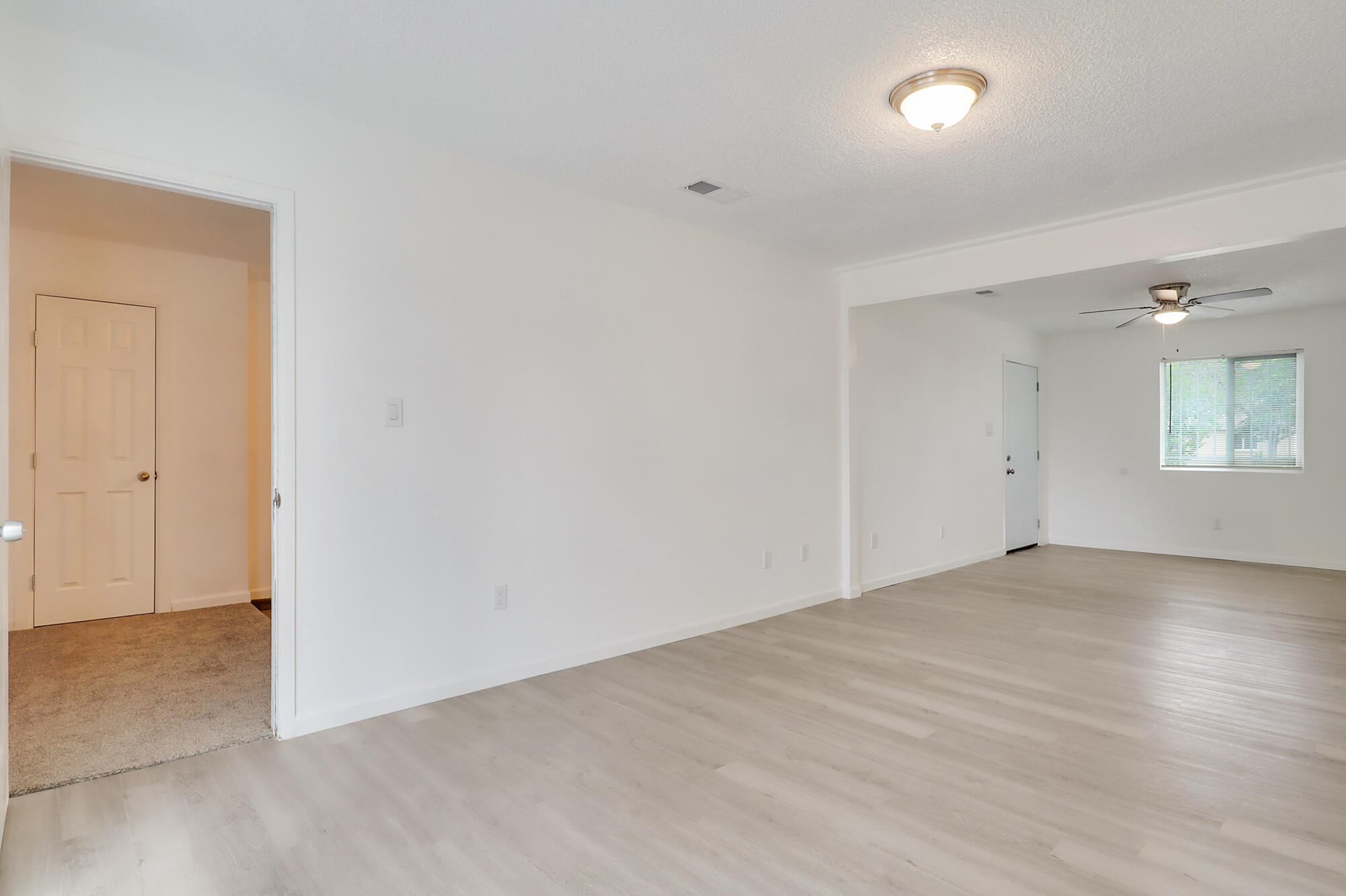 4800 W Lea Drive SW