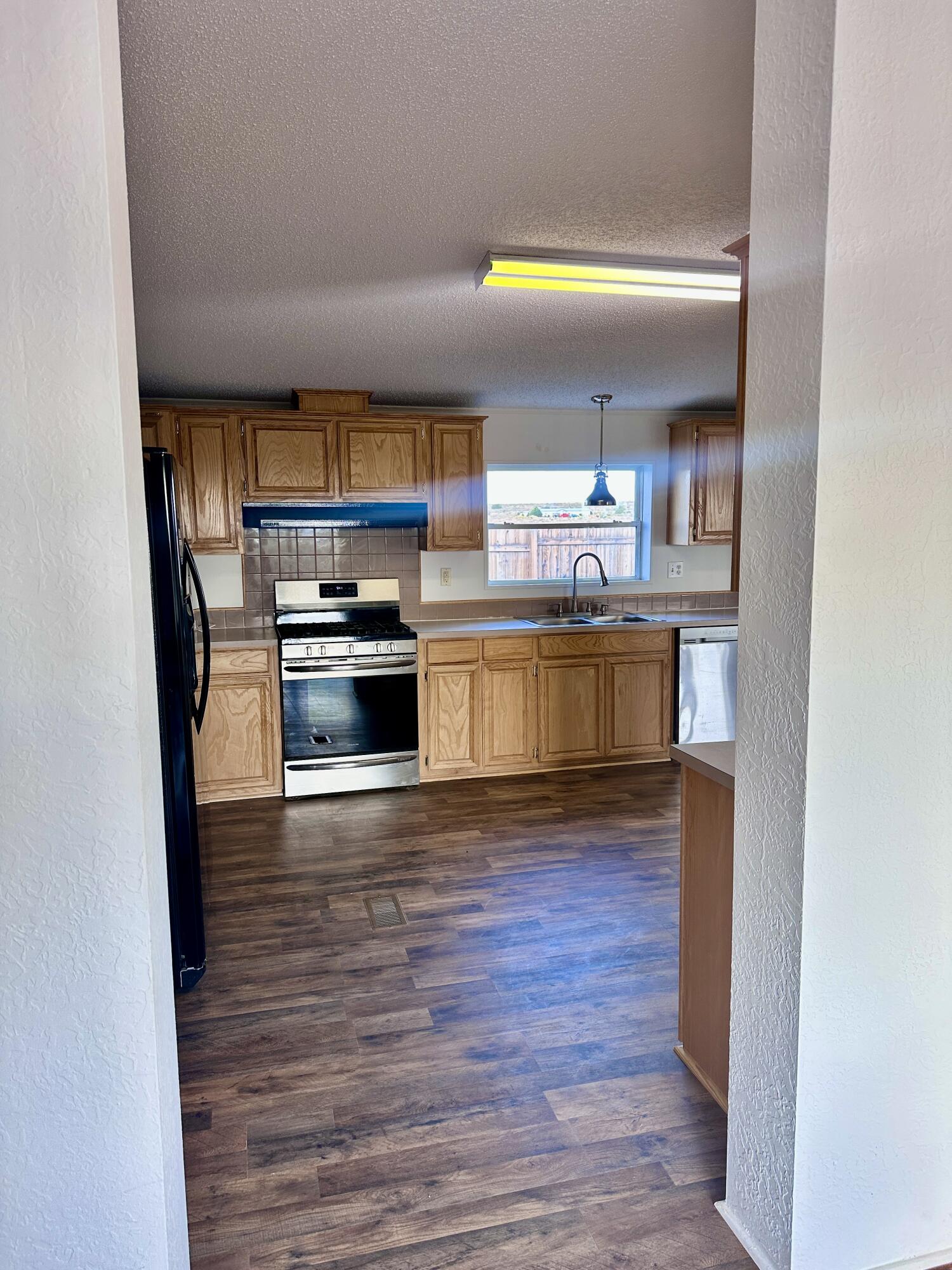 1117 Kent Road NE