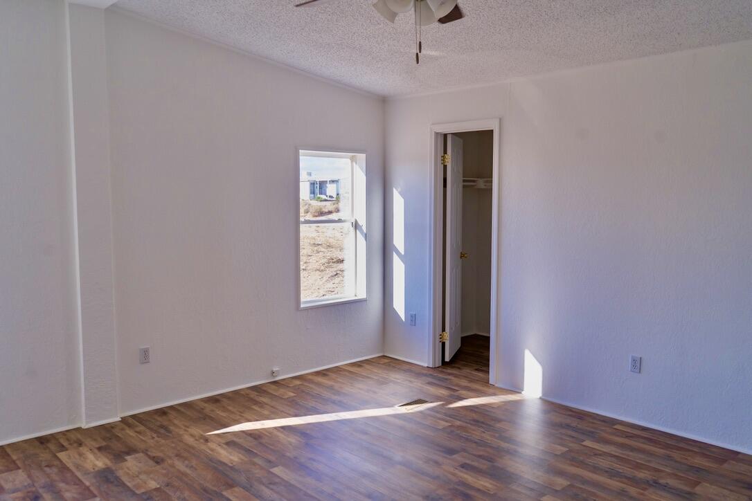 1117 Kent Road NE