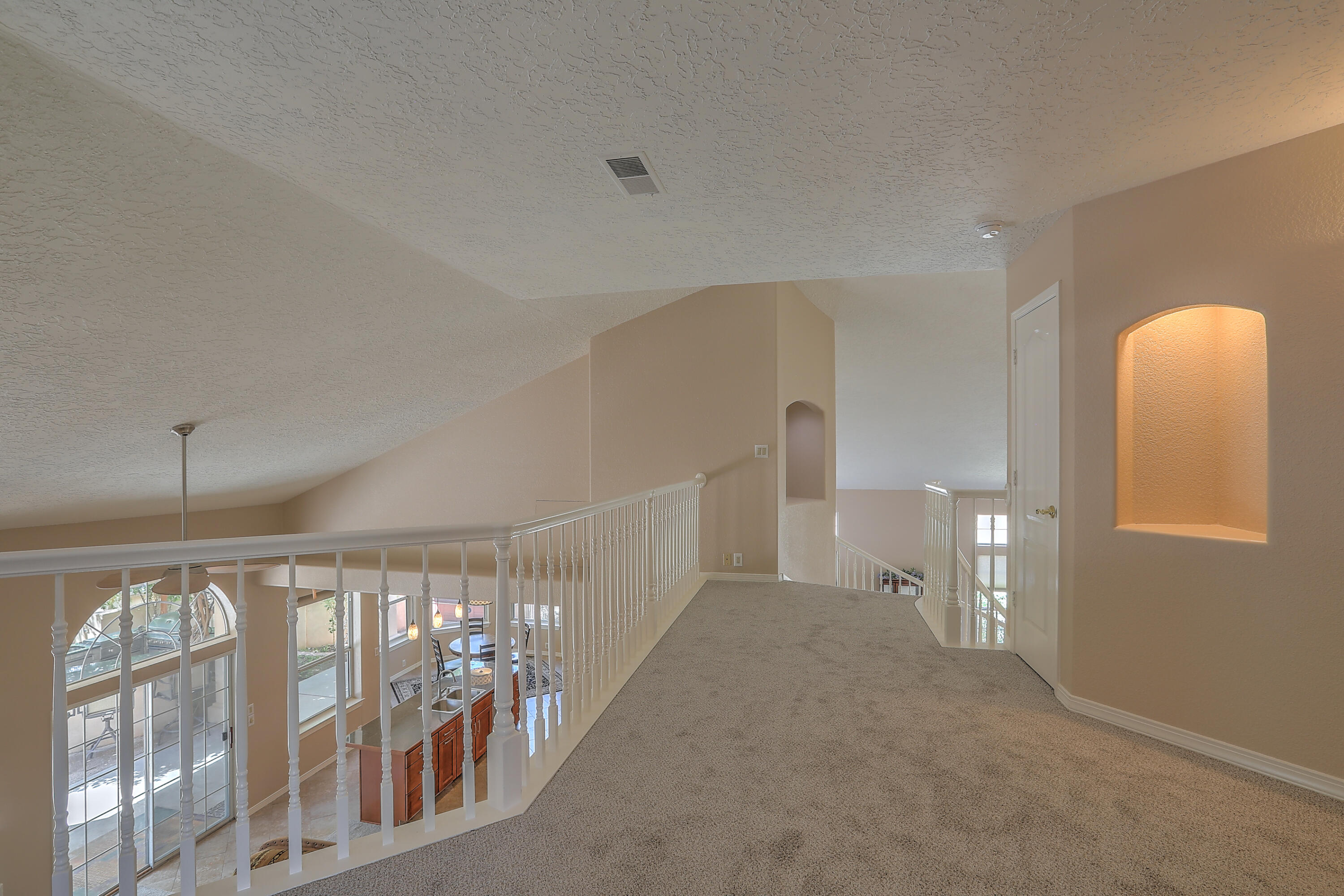 5901 Royal Oak Drive NE