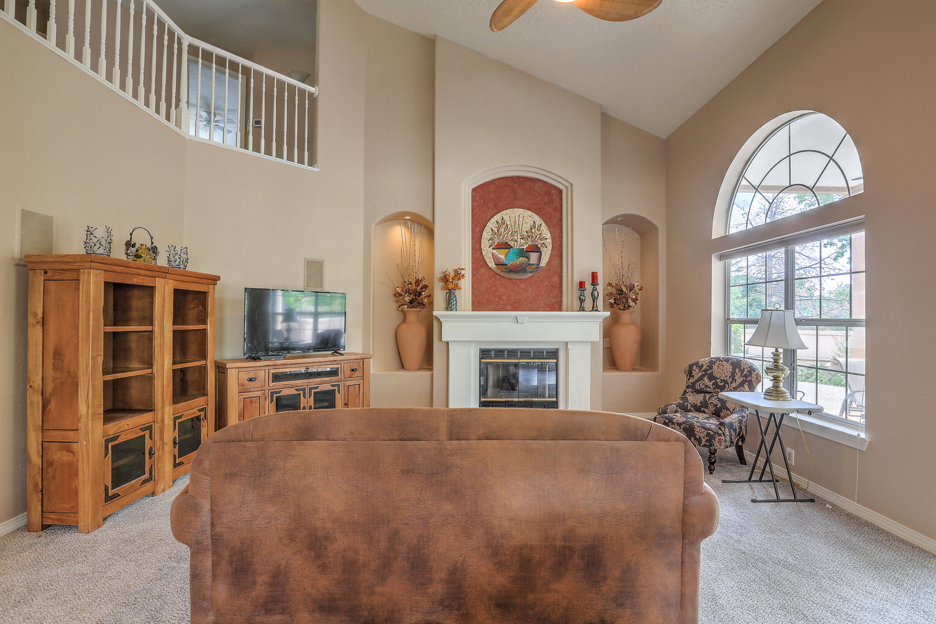 5901 Royal Oak Drive NE