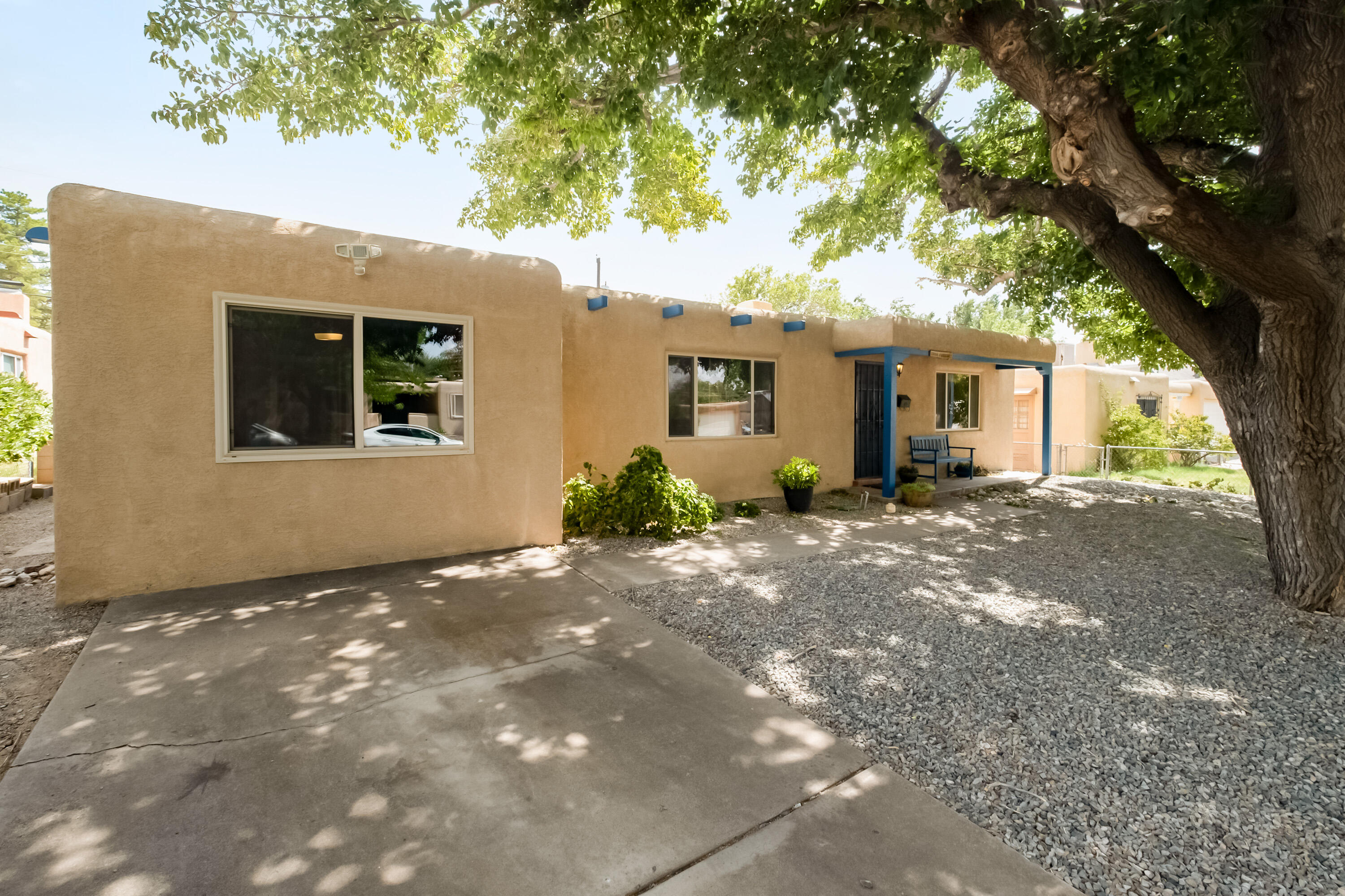 10816 Fairbanks Road NE
