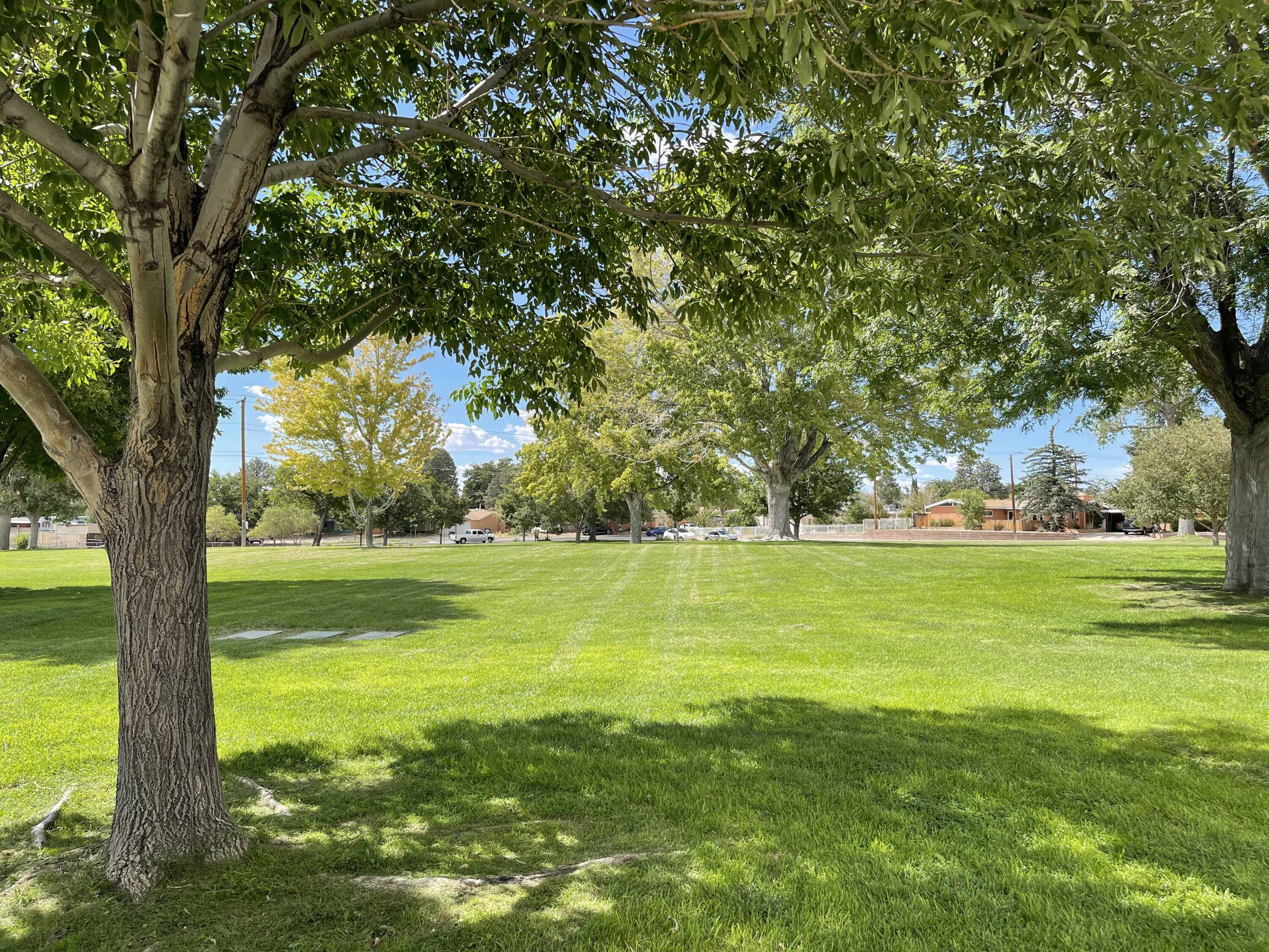 10816 Fairbanks Road NE