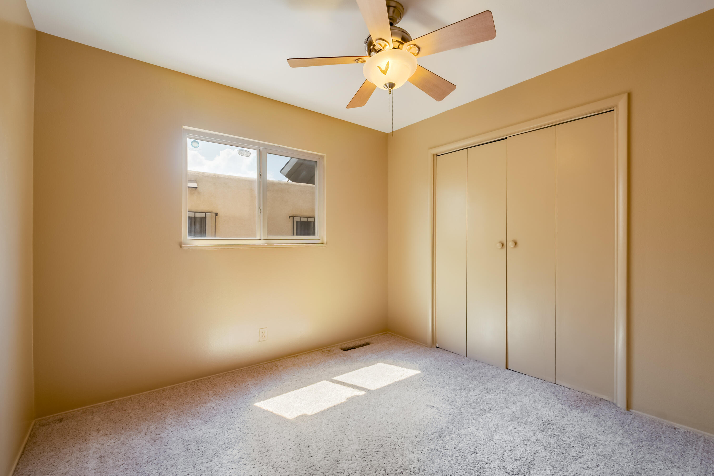10816 Fairbanks Road NE