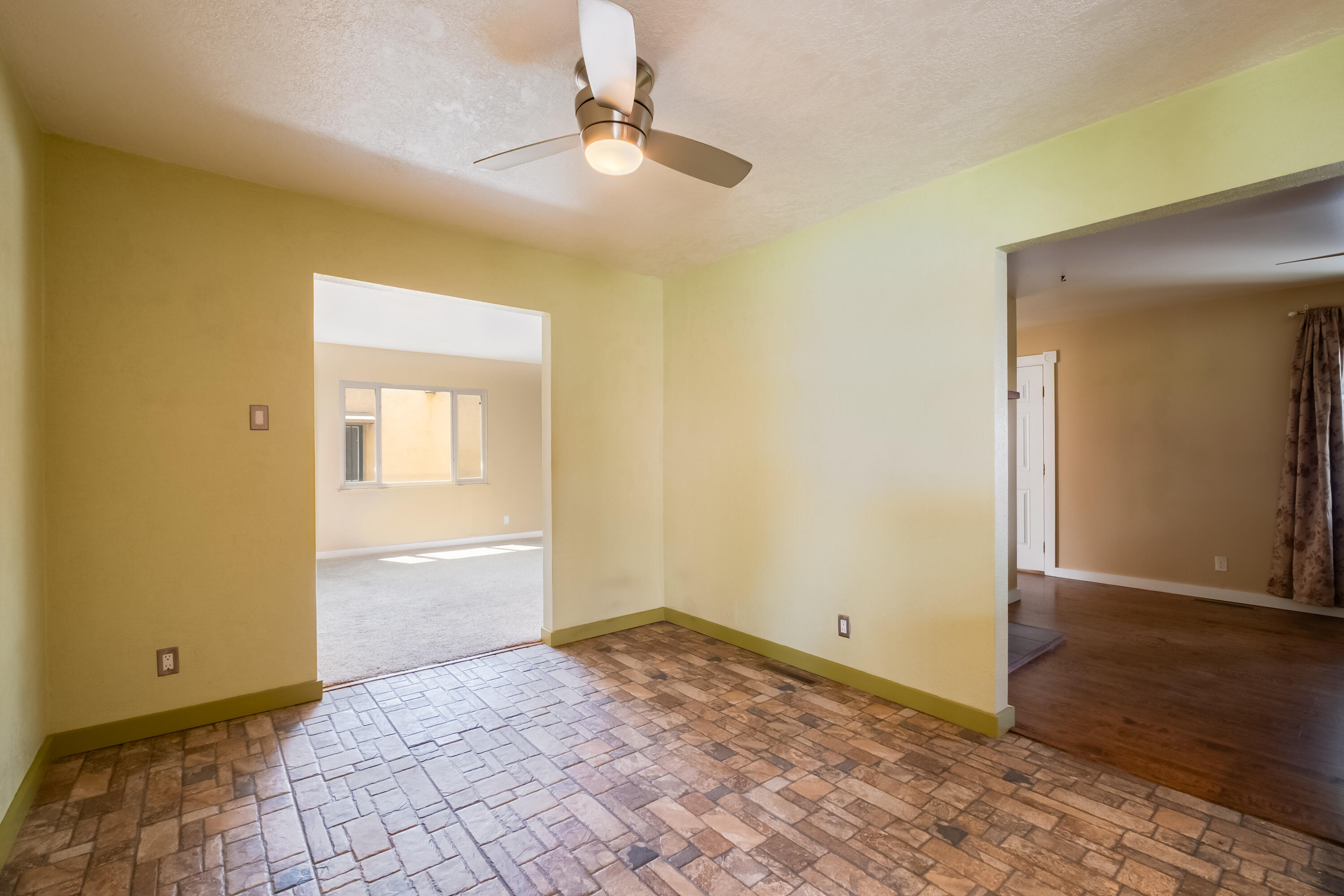 10816 Fairbanks Road NE