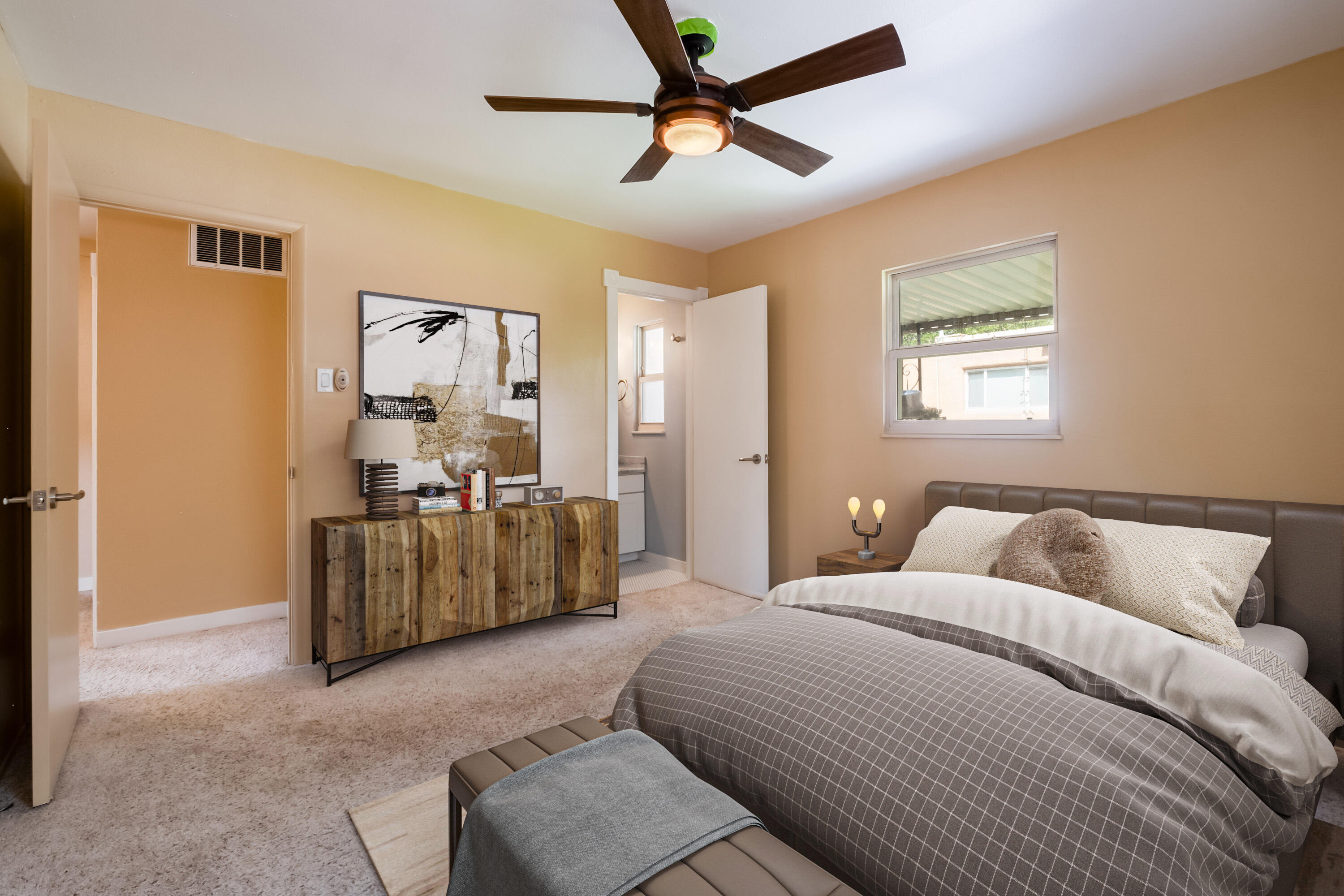 10816 Fairbanks Road NE