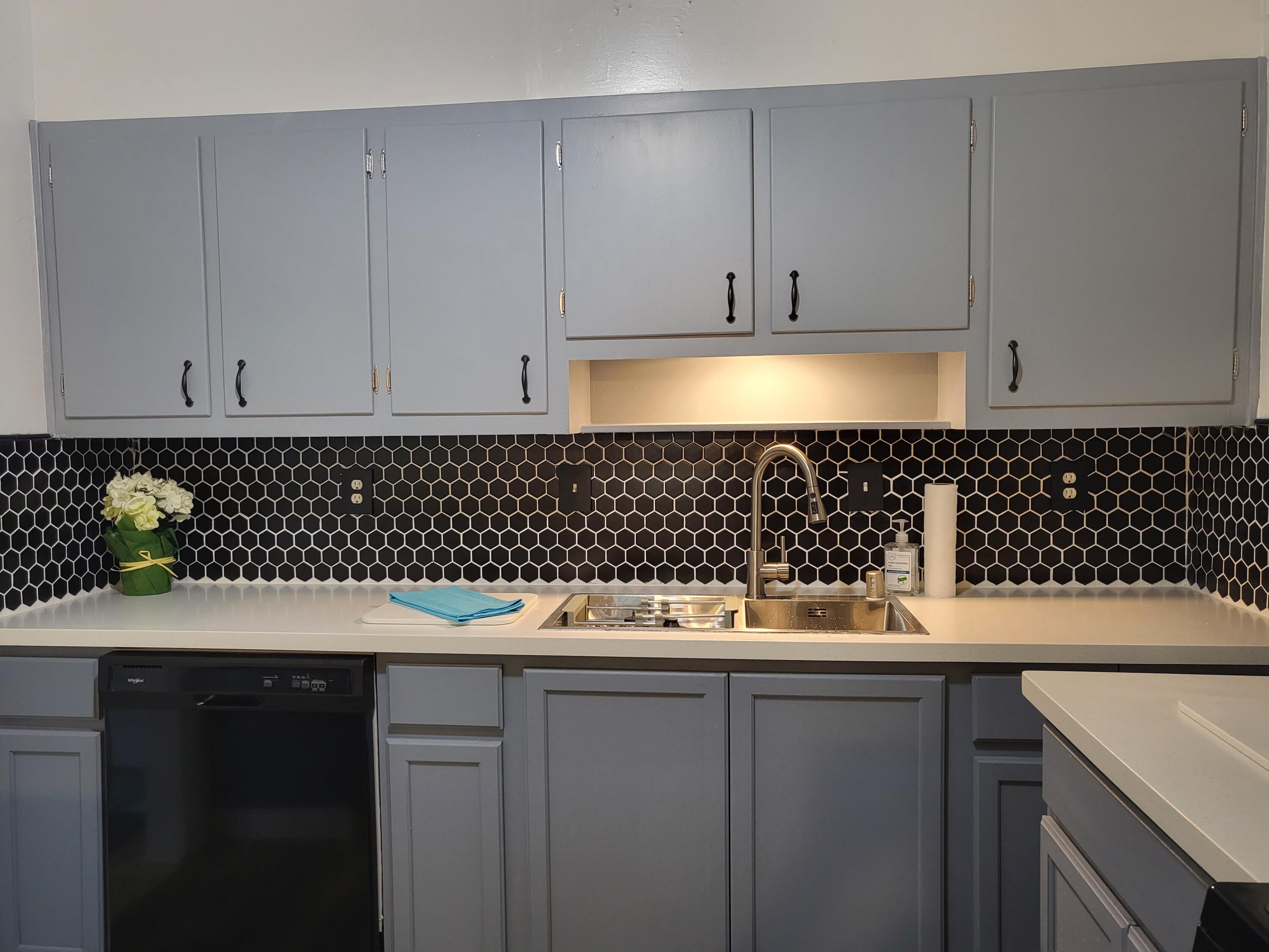 5944 Avenida La Barranca NW