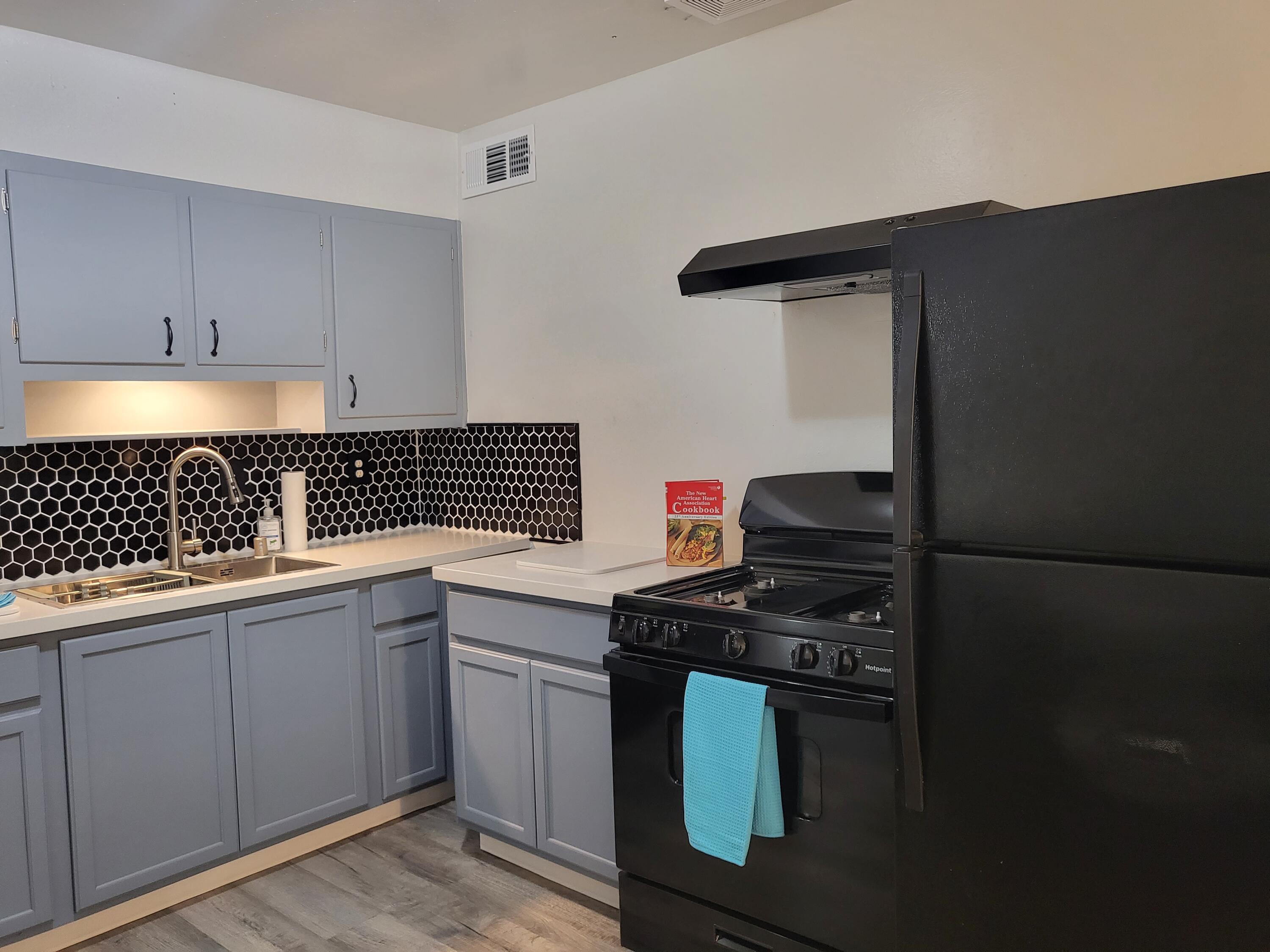 5944 Avenida La Barranca NW