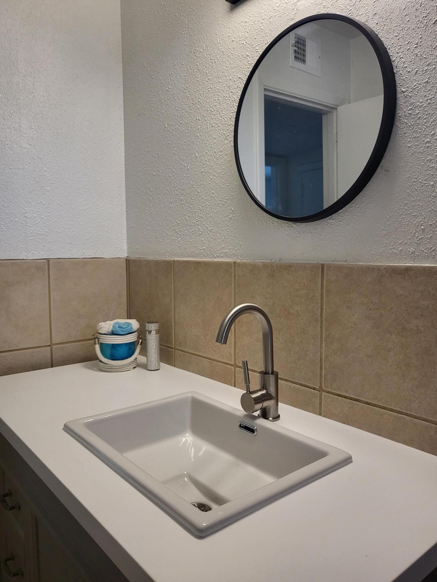 5944 Avenida La Barranca NW