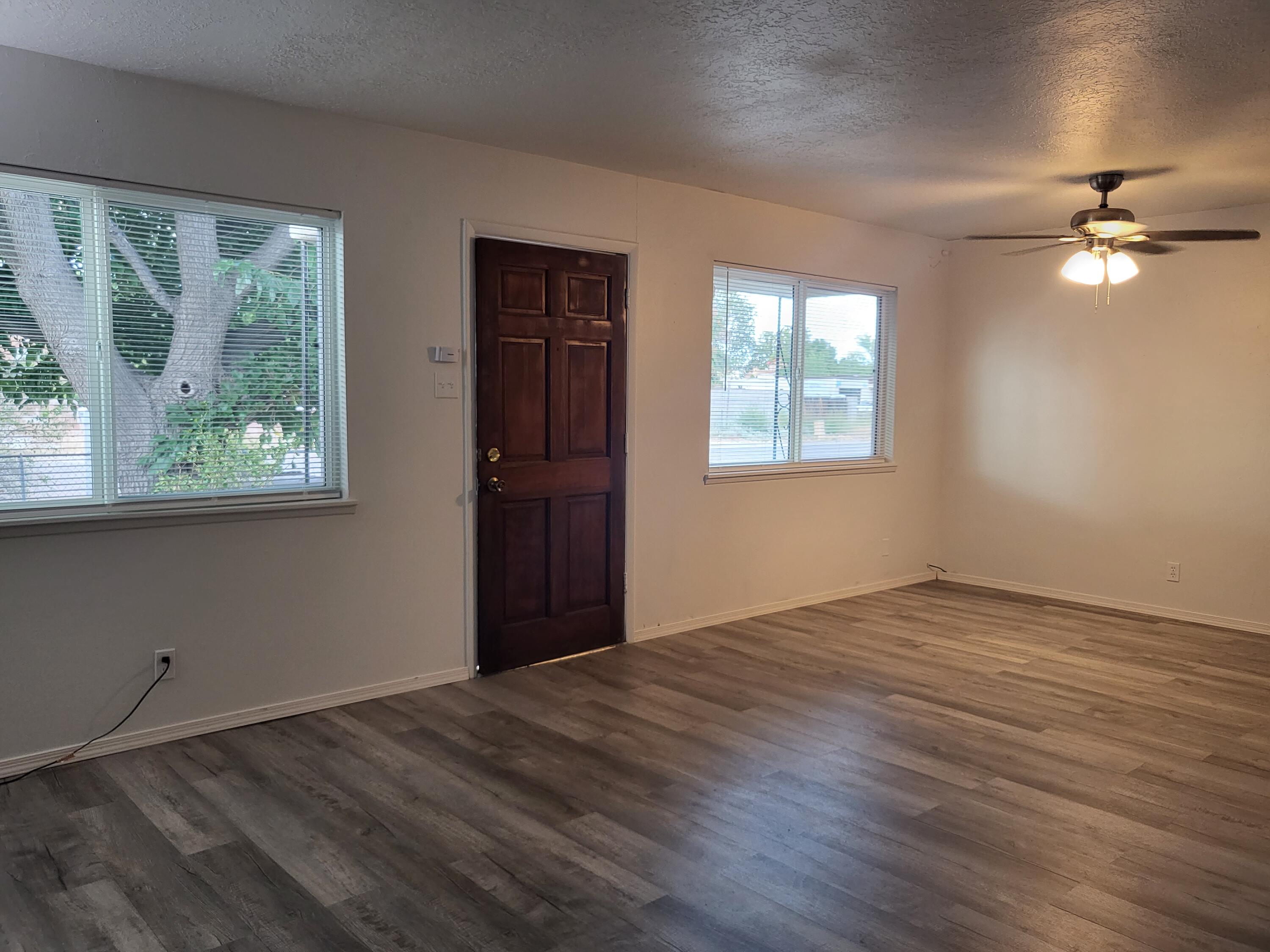5944 Avenida La Barranca NW