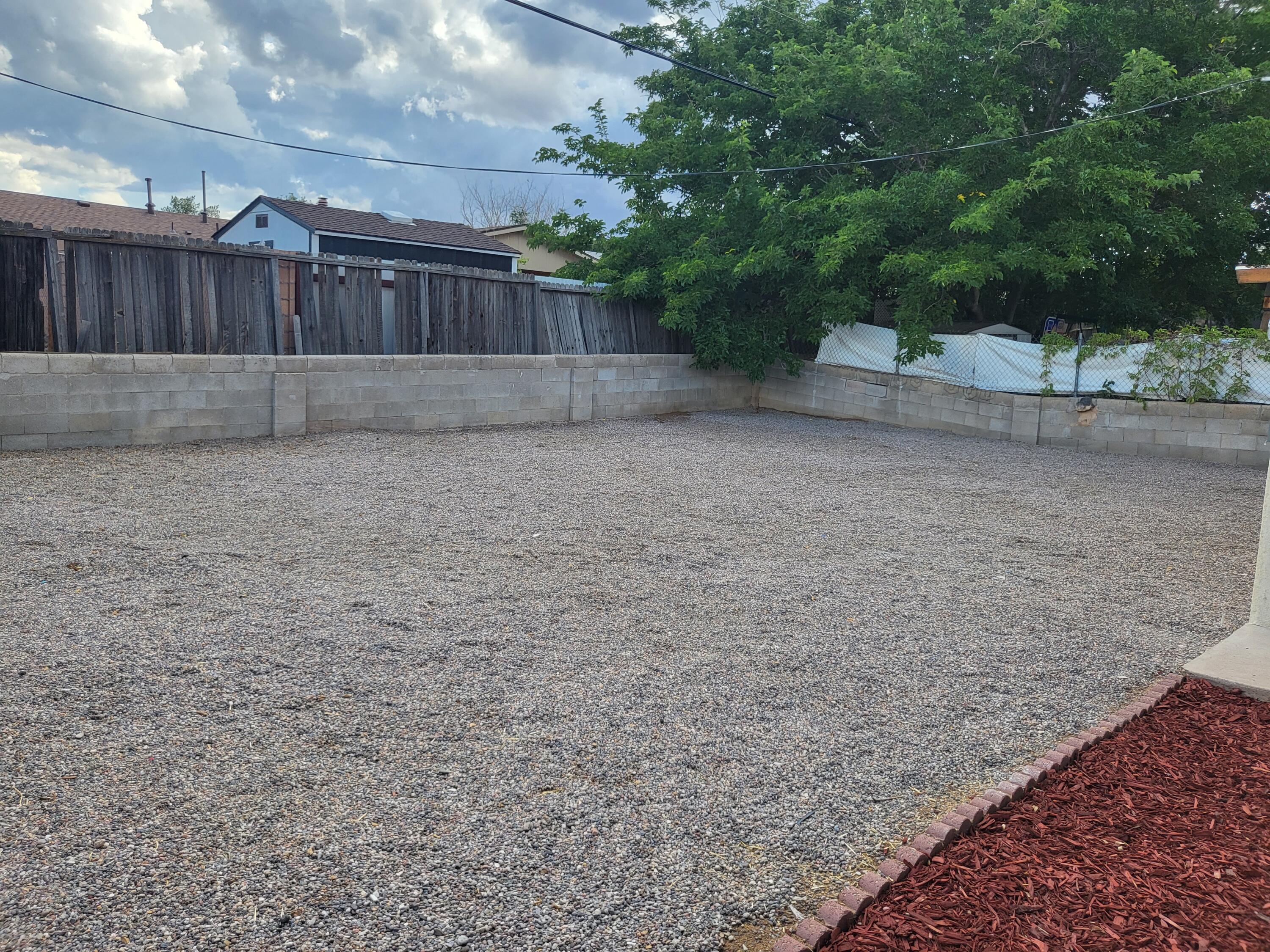 5944 Avenida La Barranca NW