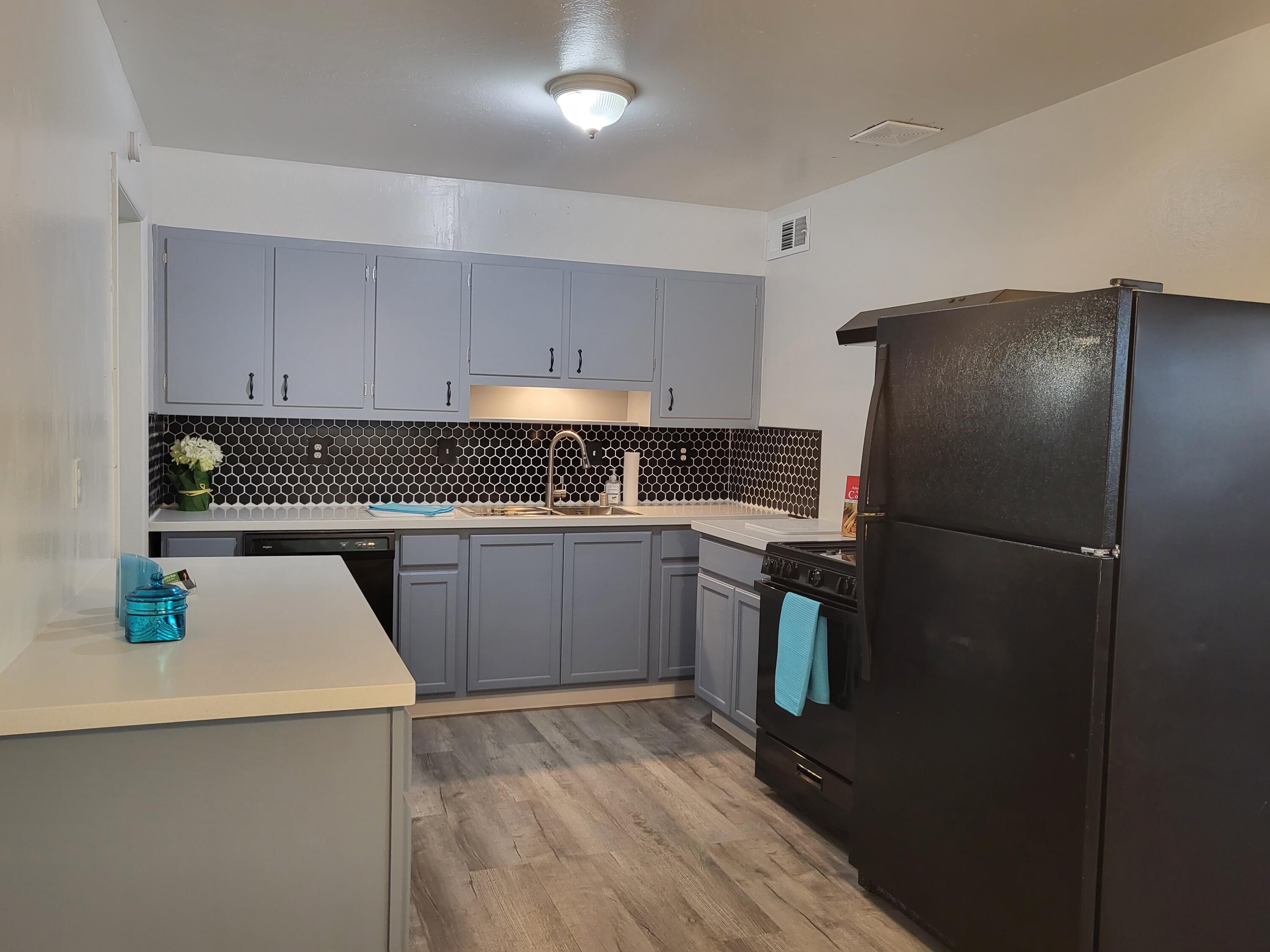 5944 Avenida La Barranca NW