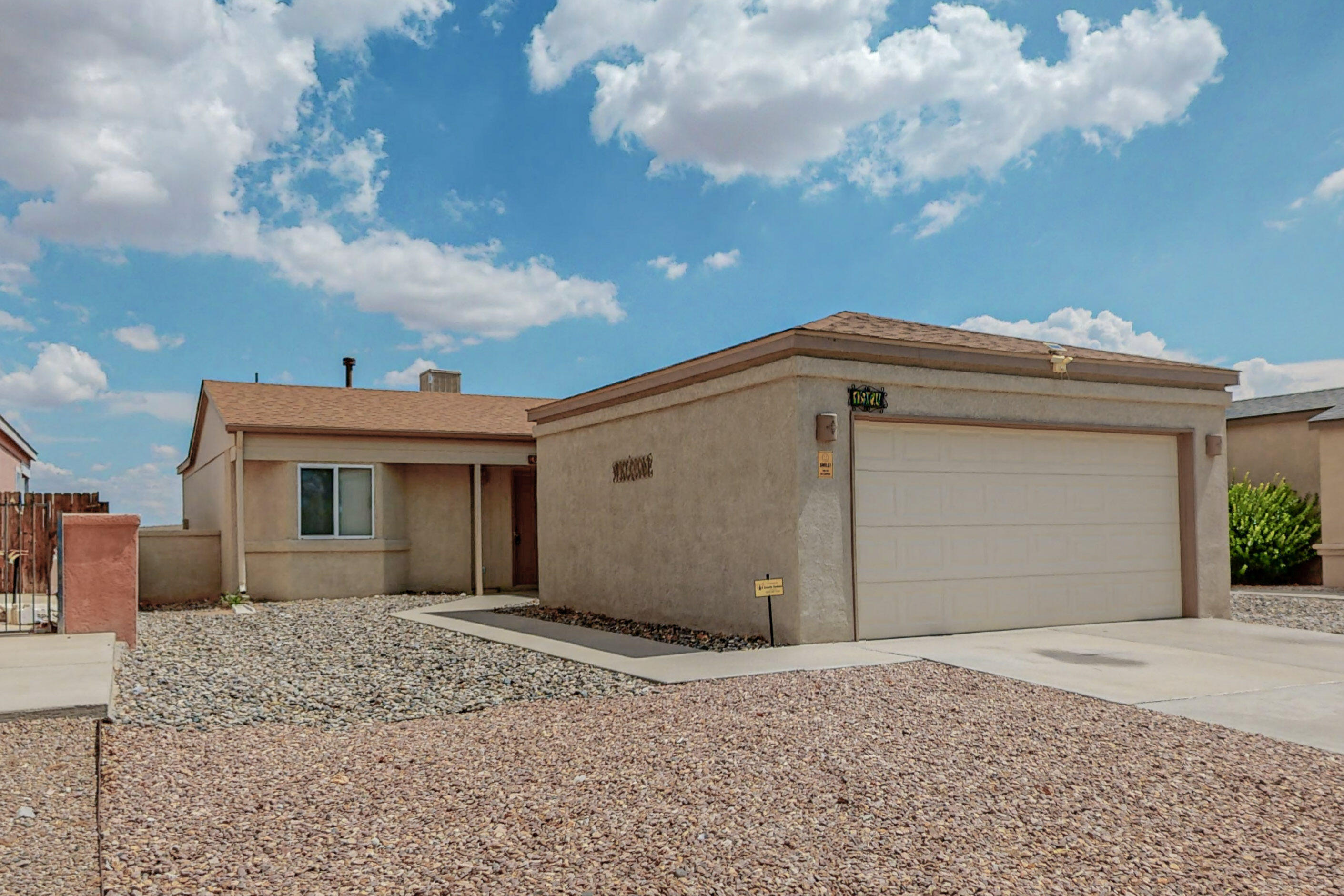 1904 Strawberry Drive NE