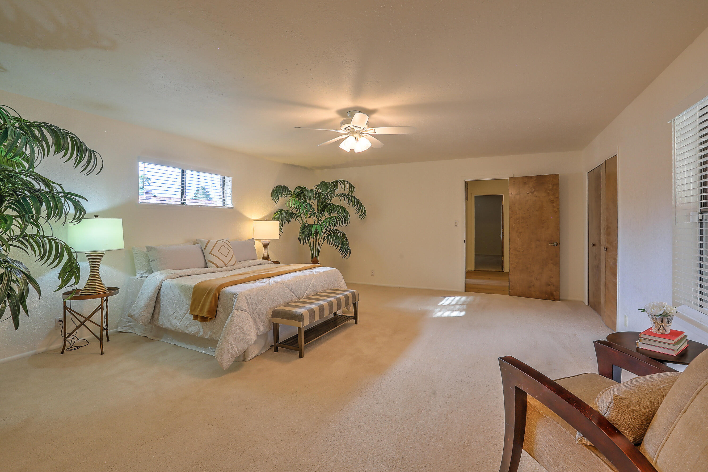 1337 Hertz Drive SE