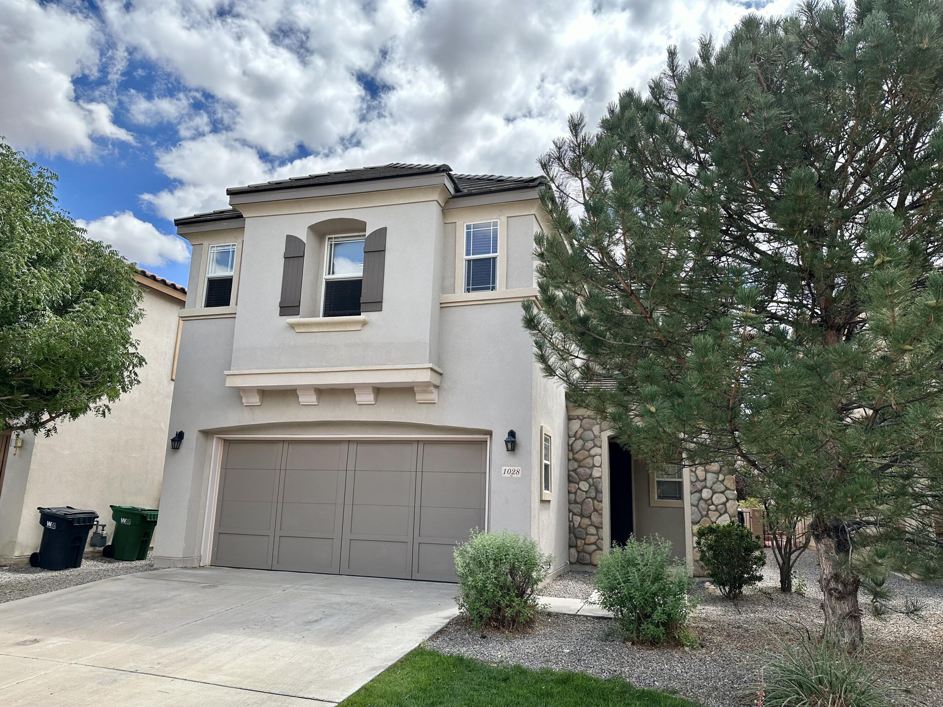 1028 Clear Creek Court NE