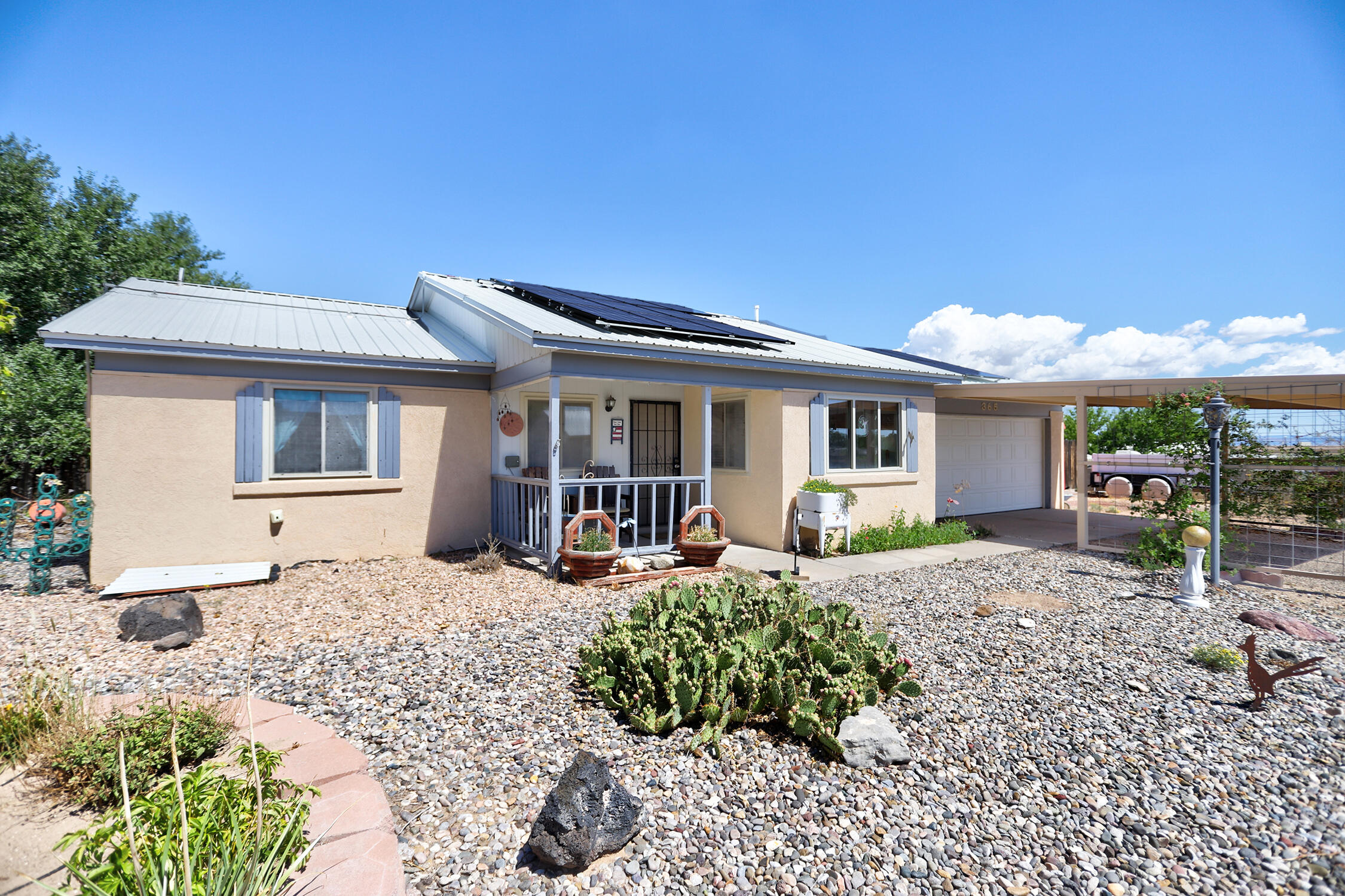 365 Hillcrest Drive SE