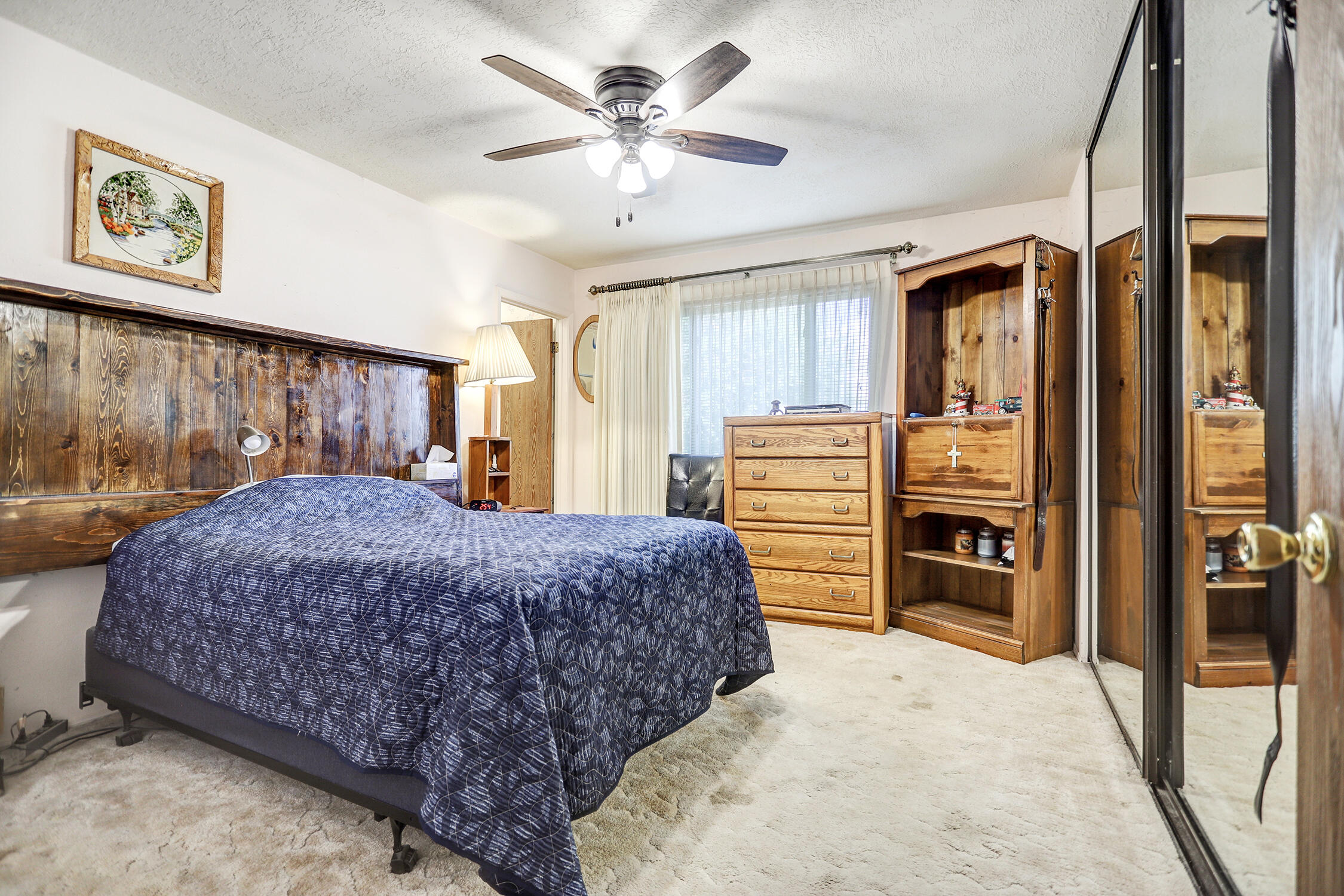 365 Hillcrest Drive SE