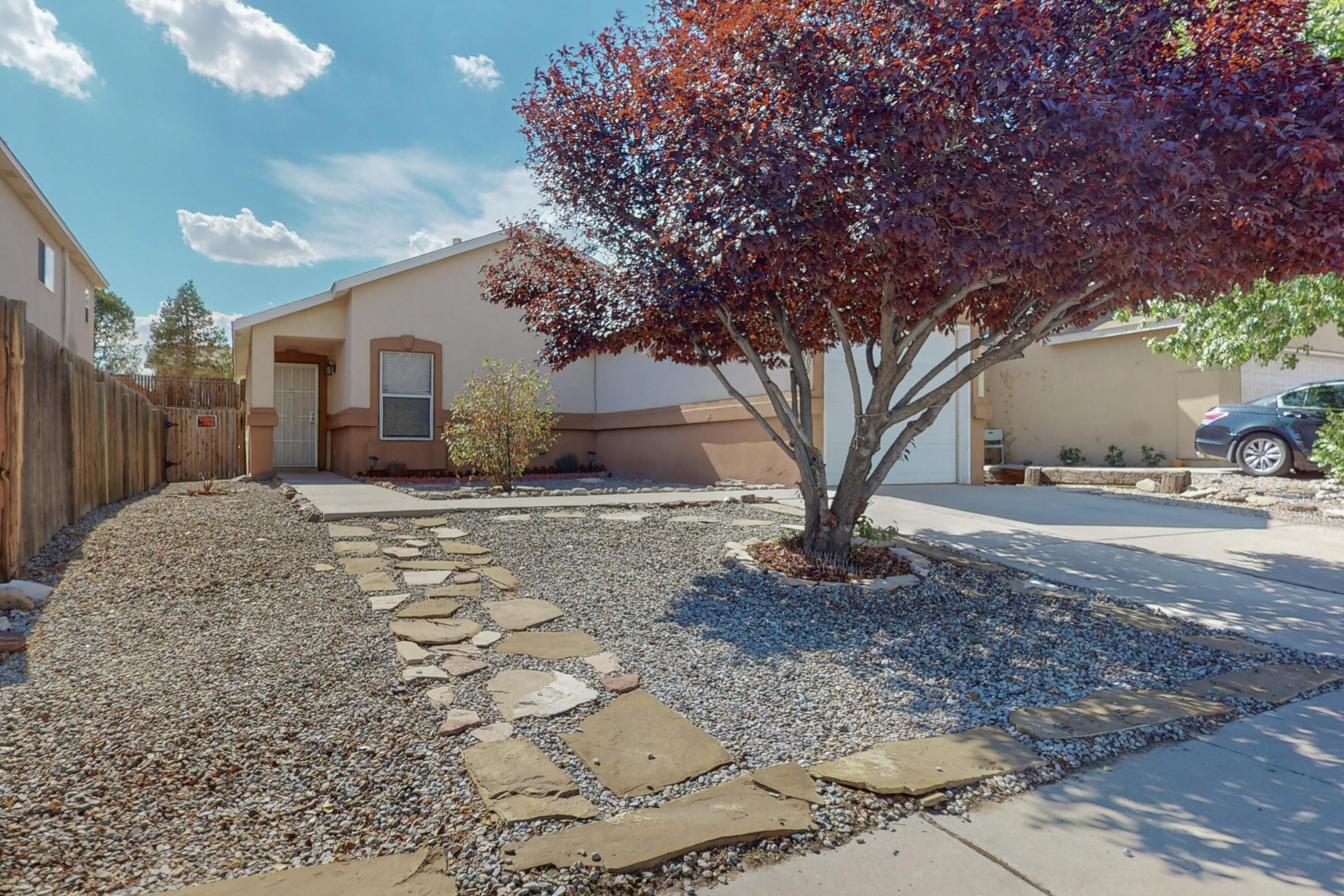 1309 Ojo Sarco Street SW