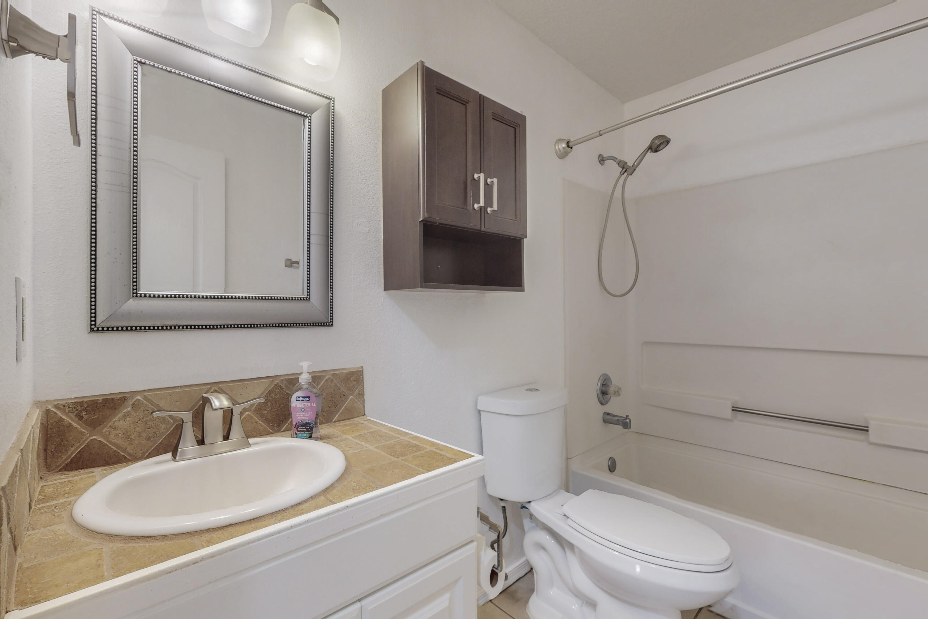 1309 Ojo Sarco Street SW