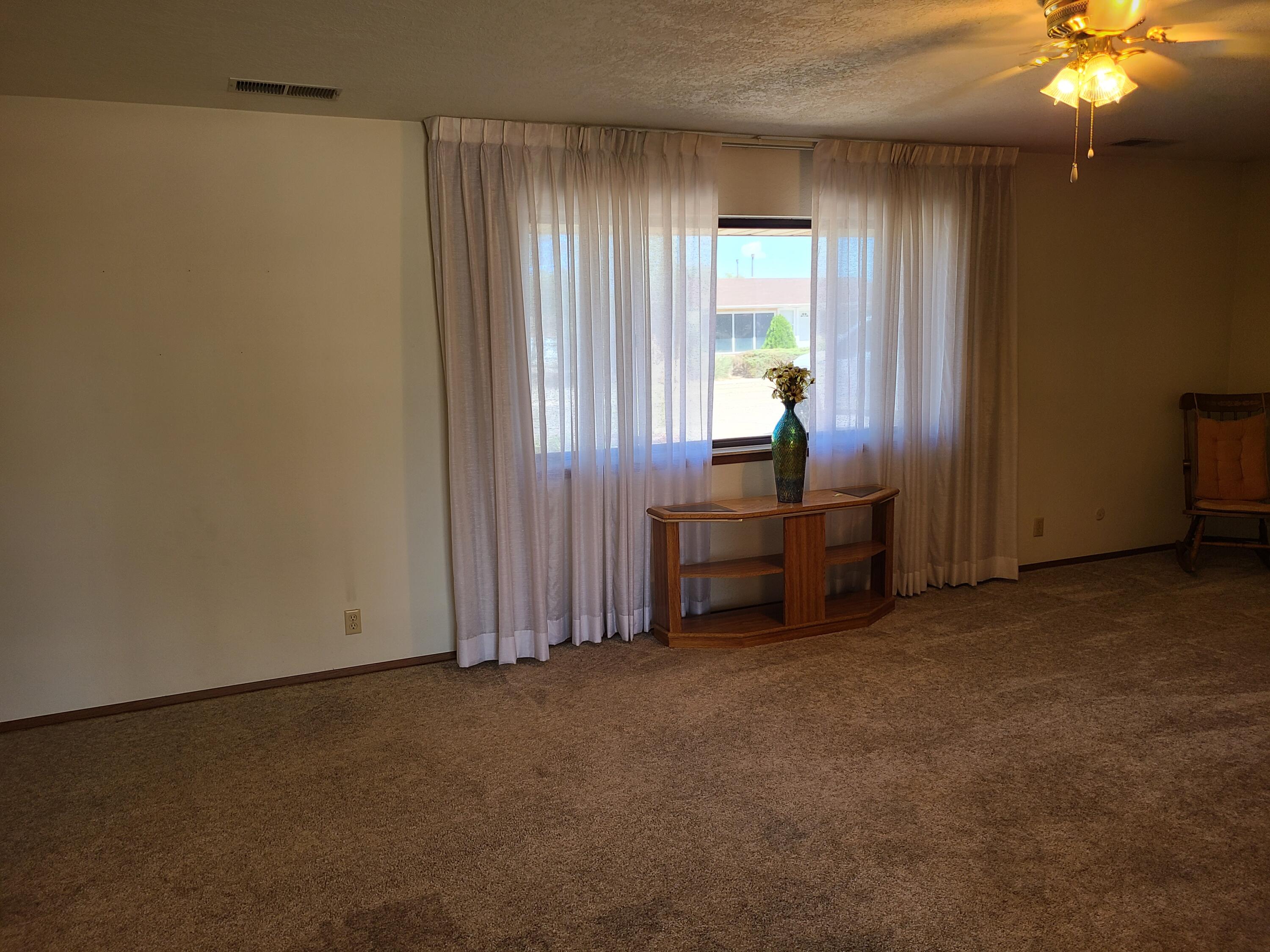 1325 Dulcinea Lane