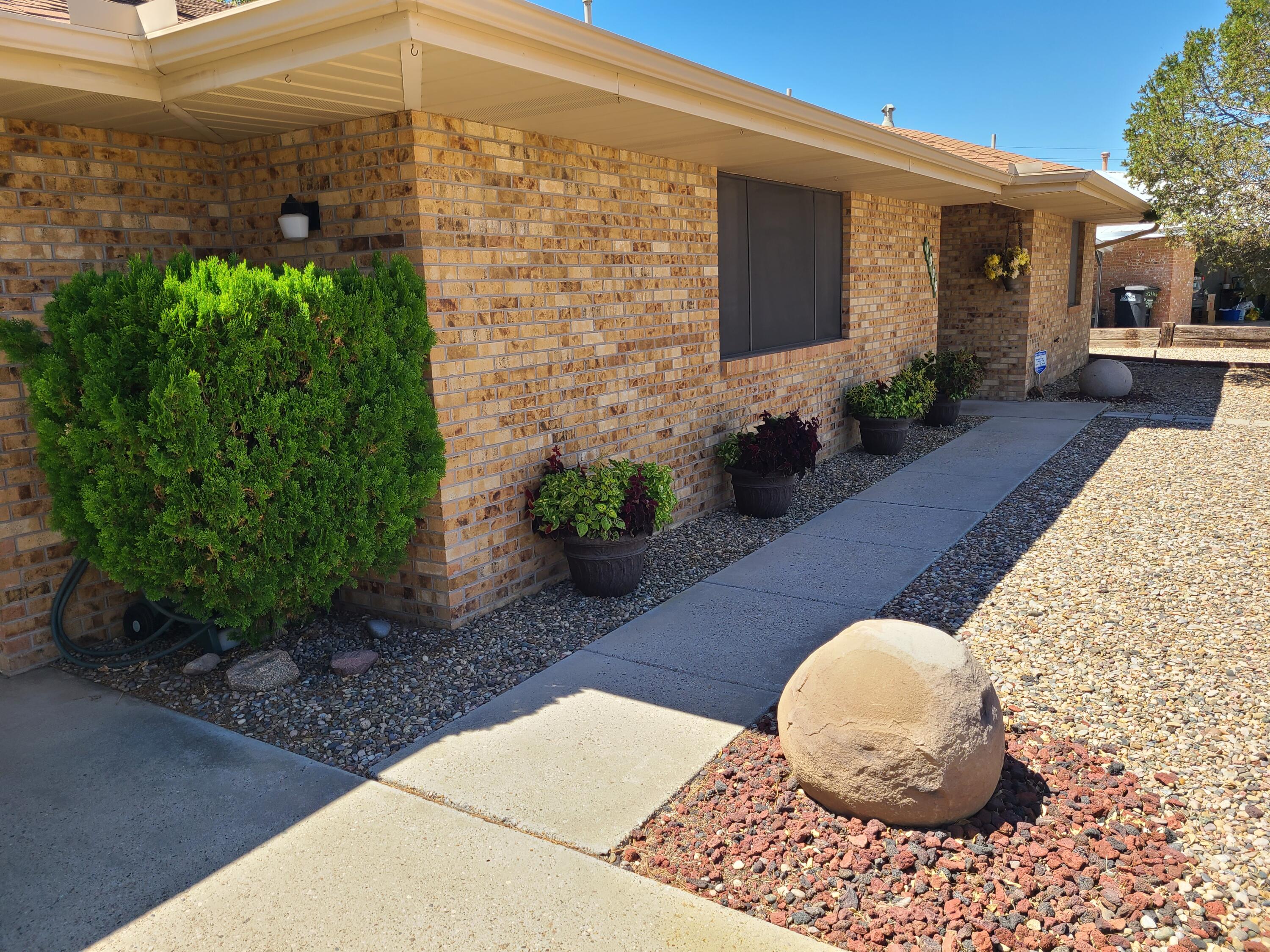 1325 Dulcinea Lane