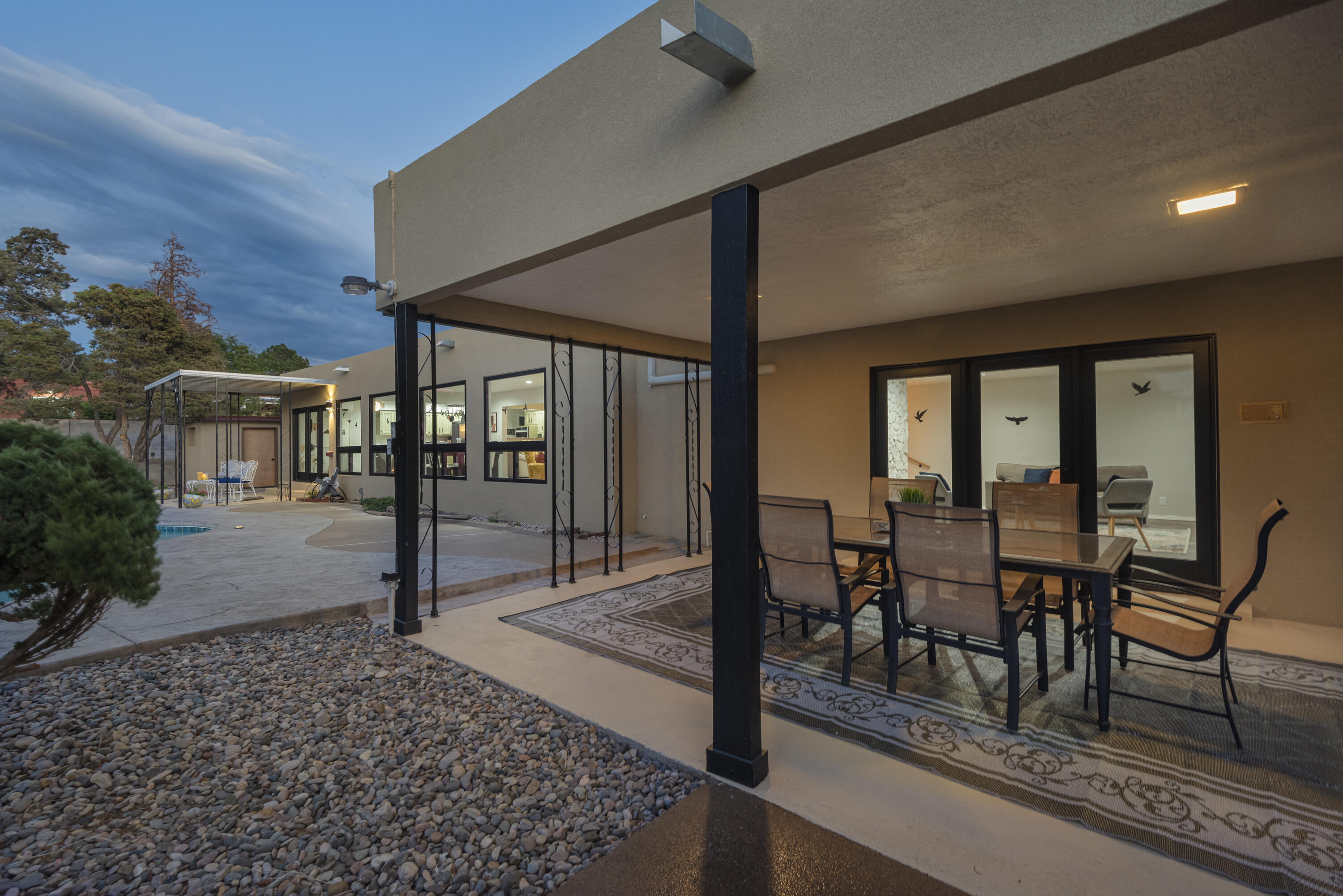 1333 Wagon Train Drive SE