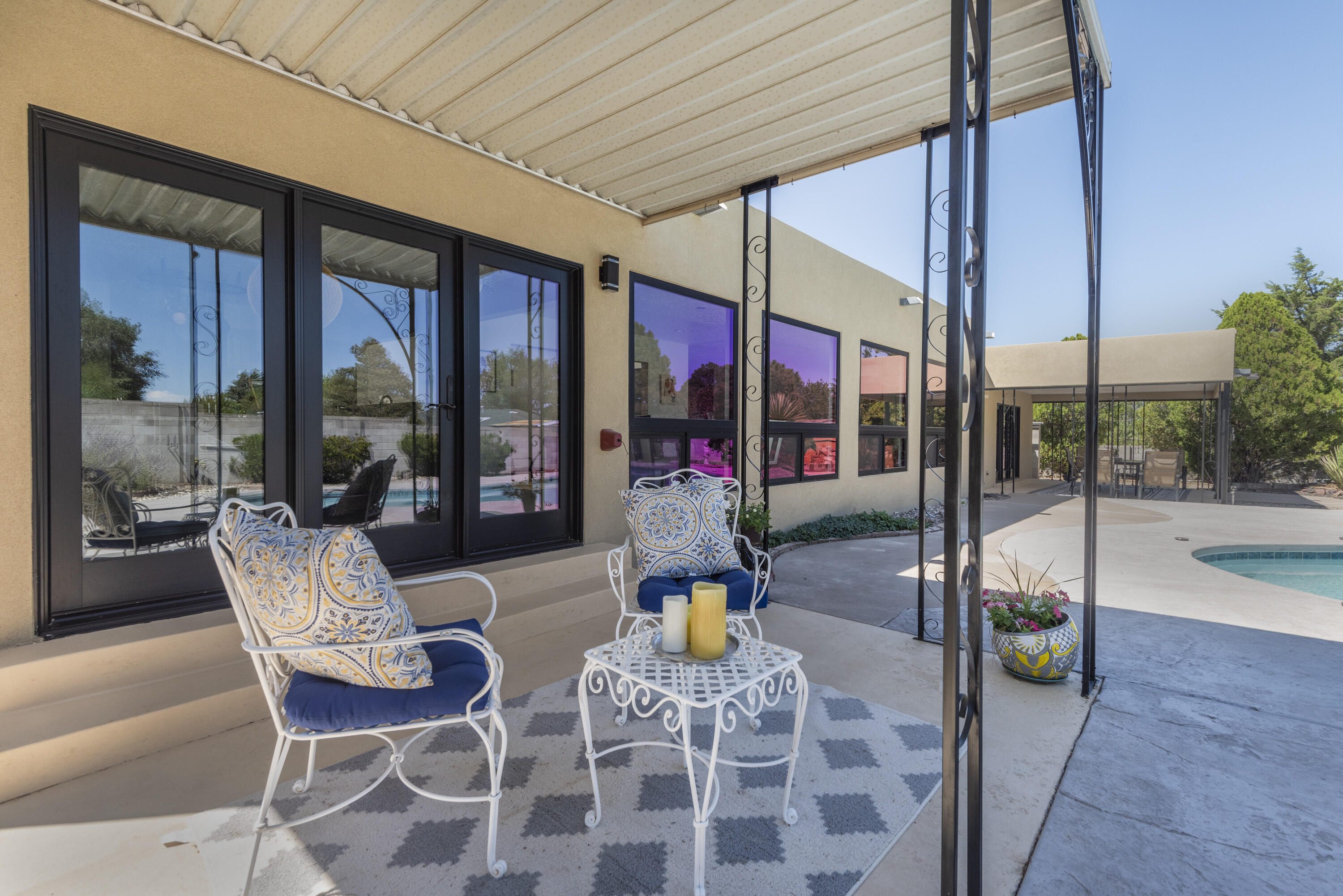 1333 Wagon Train Drive SE