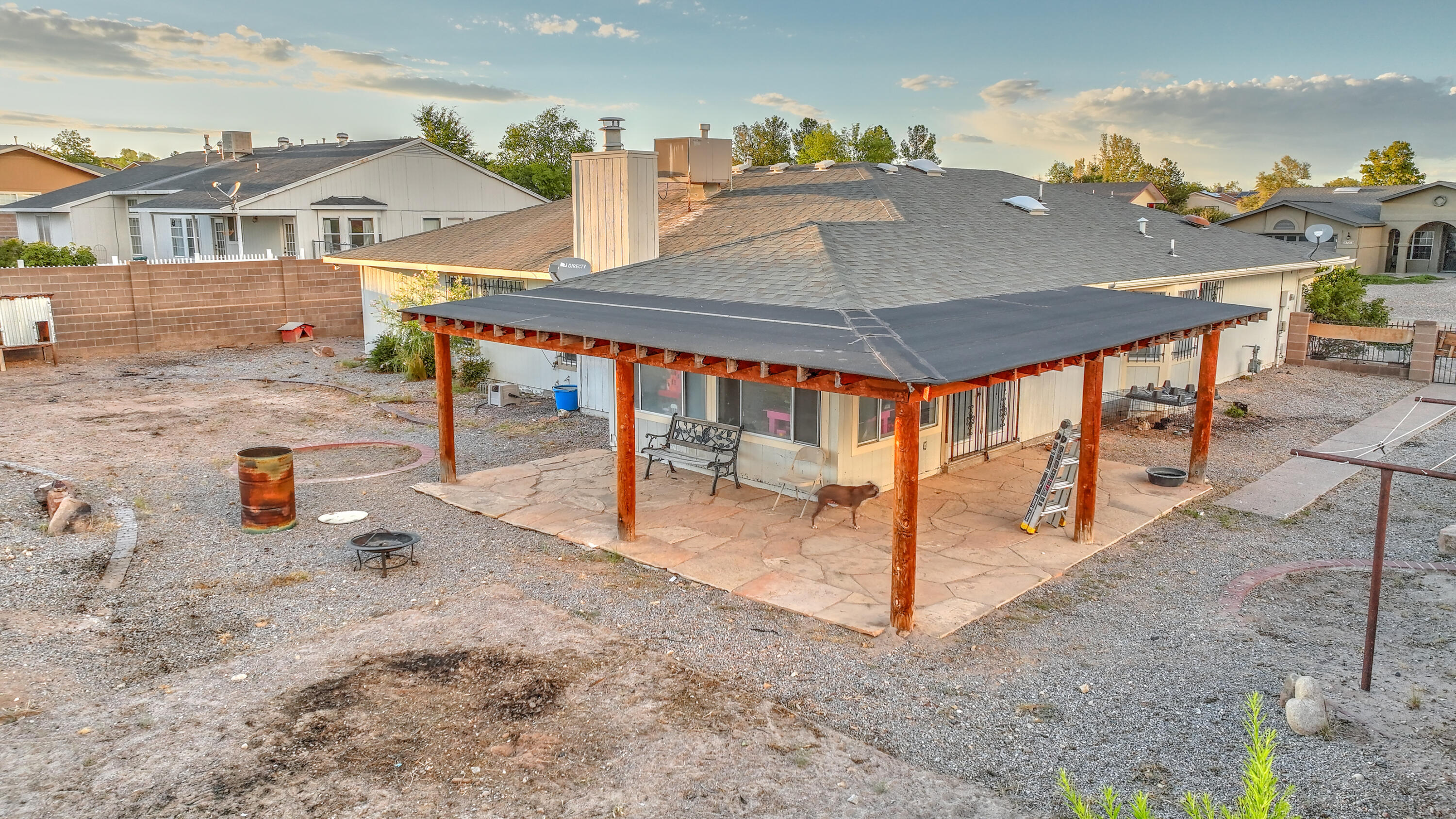 7270 Pajarito Road NE
