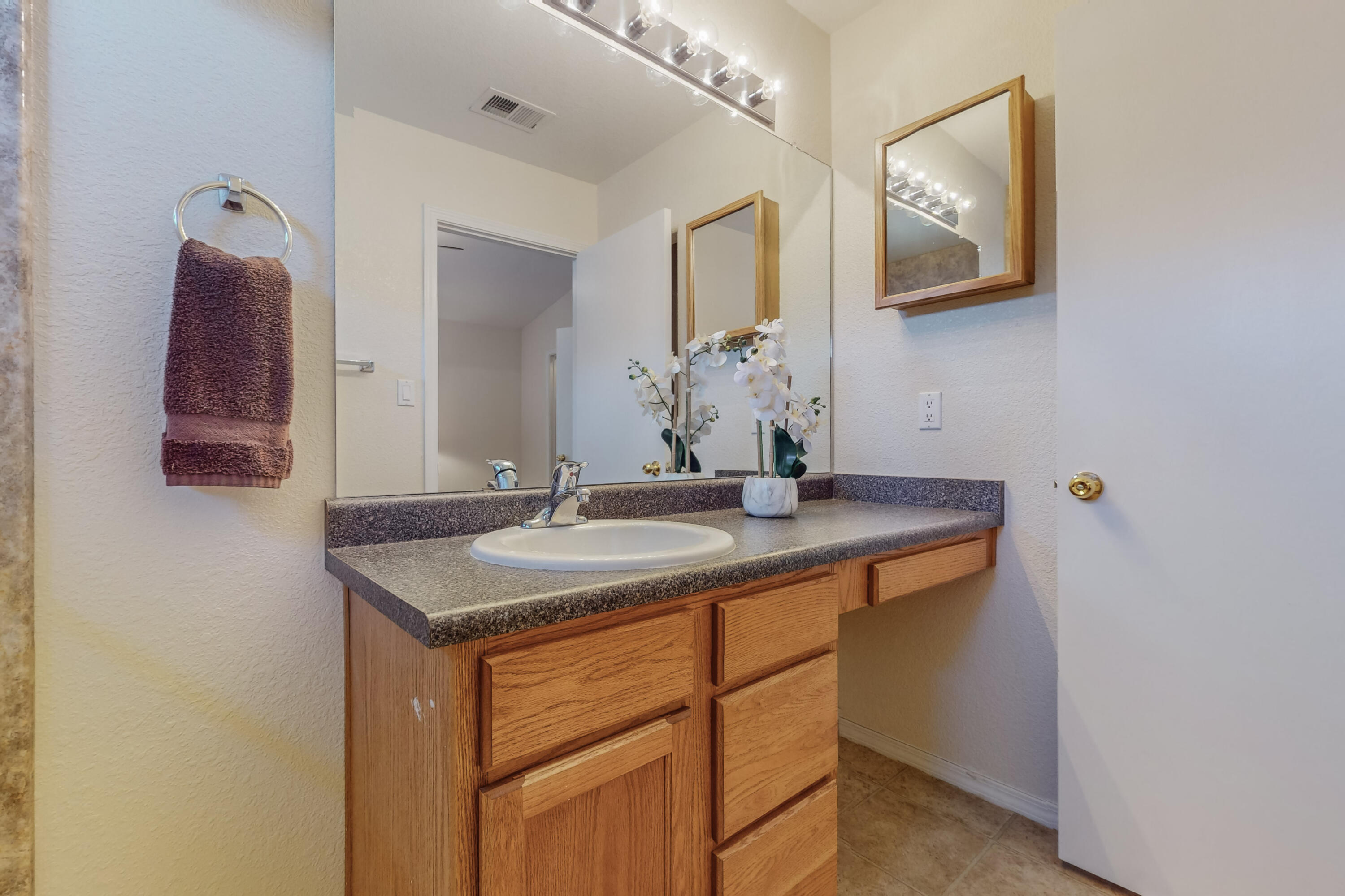 6501 San Antonio Drive NE Unit: 3702