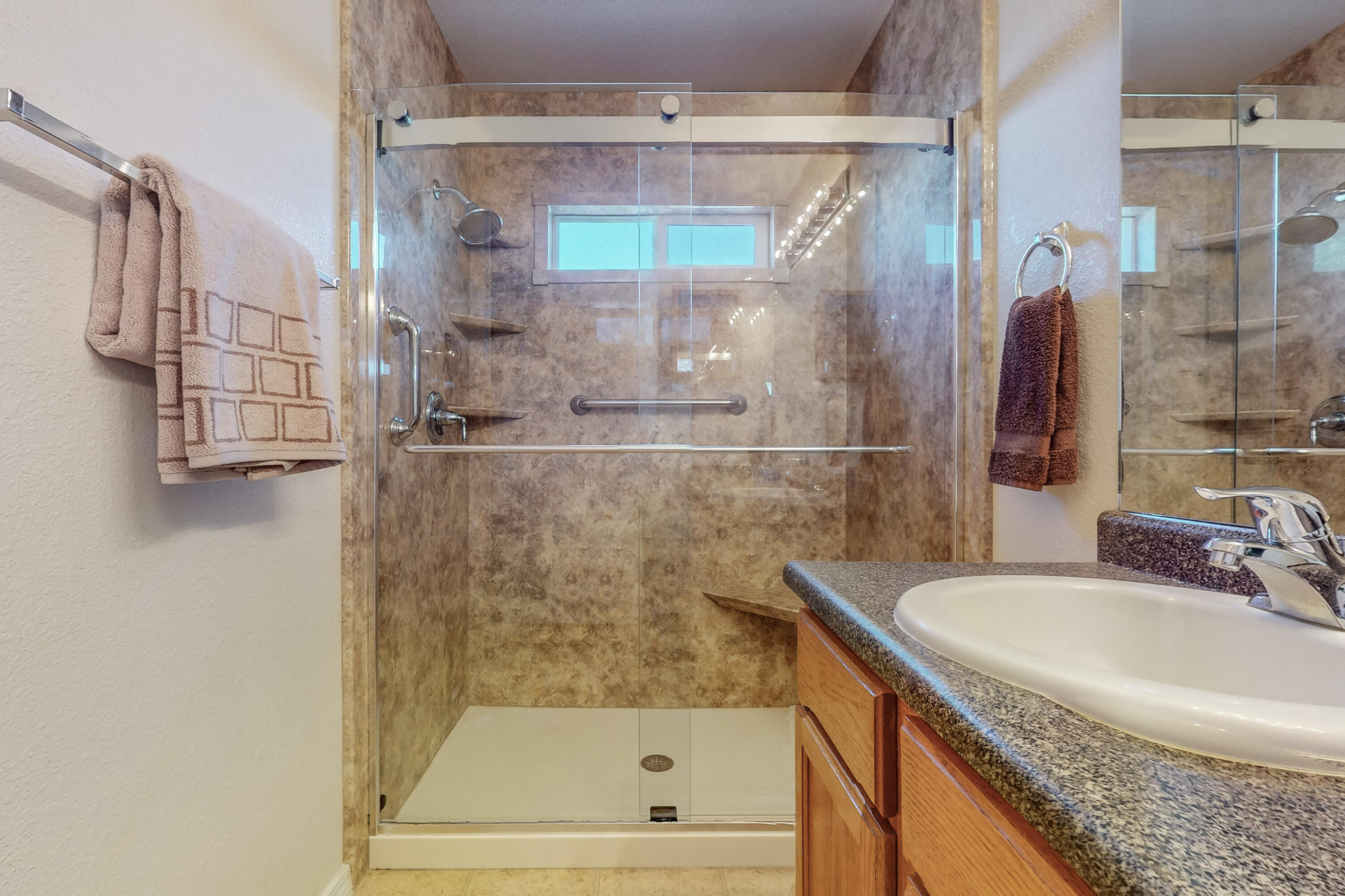 6501 San Antonio Drive NE Unit: 3702