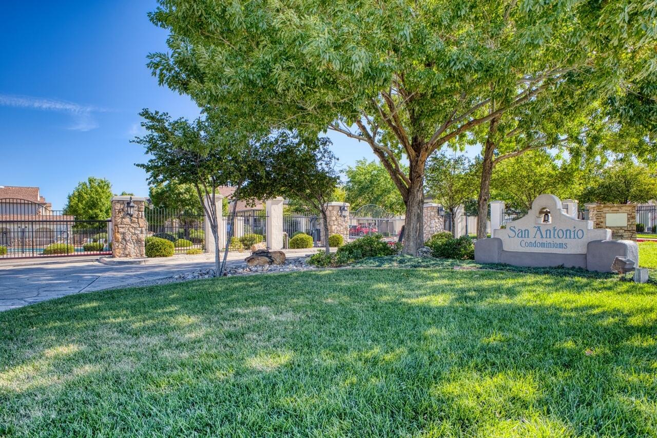 6501 San Antonio Drive NE Unit: 3702