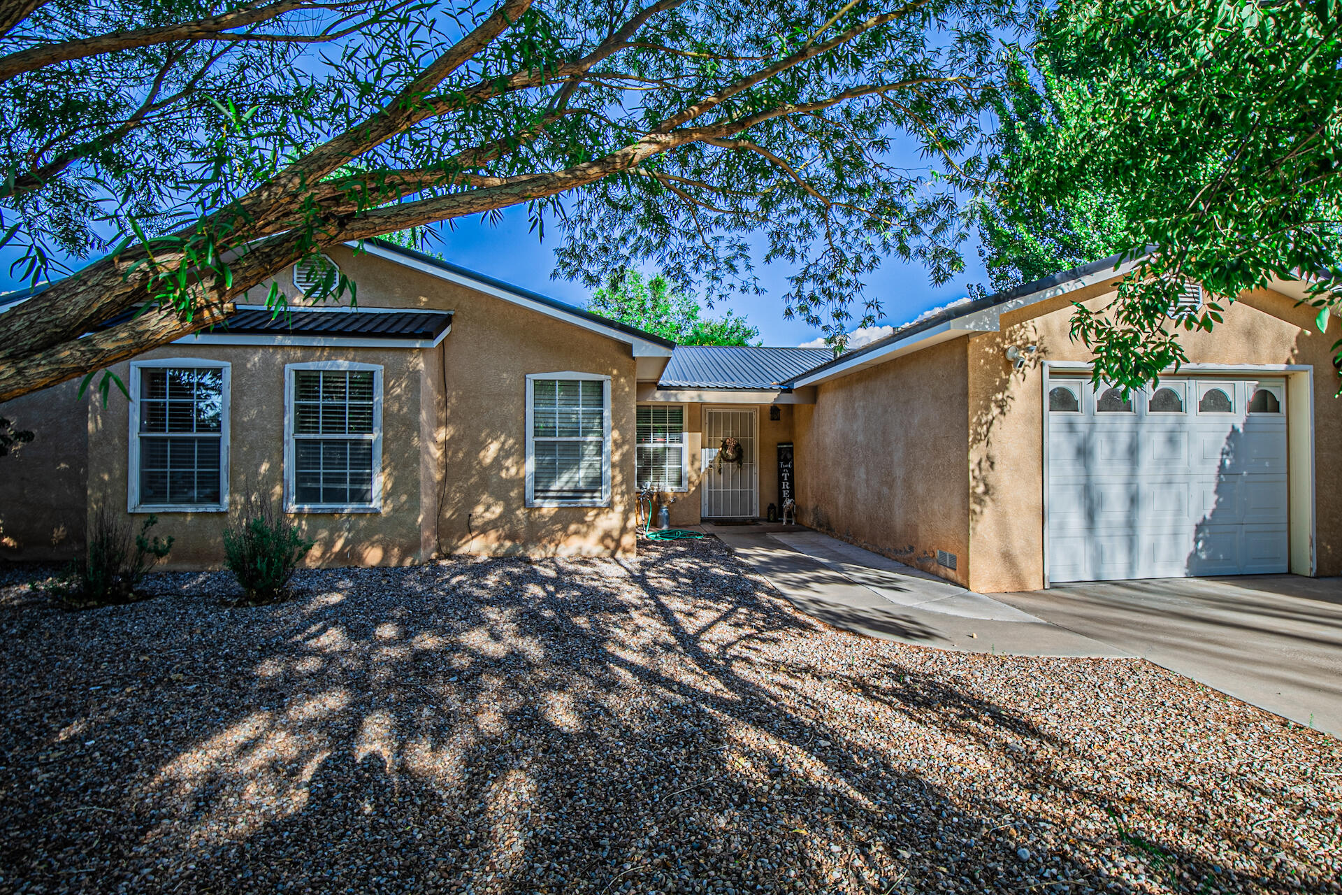 14 Carrejo Lane