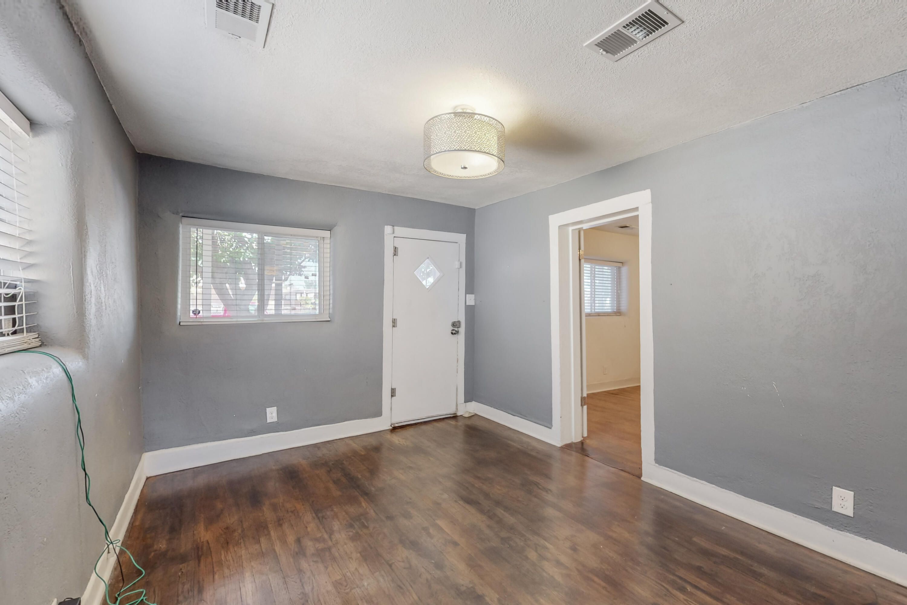 312 Cromwell Avenue SW
