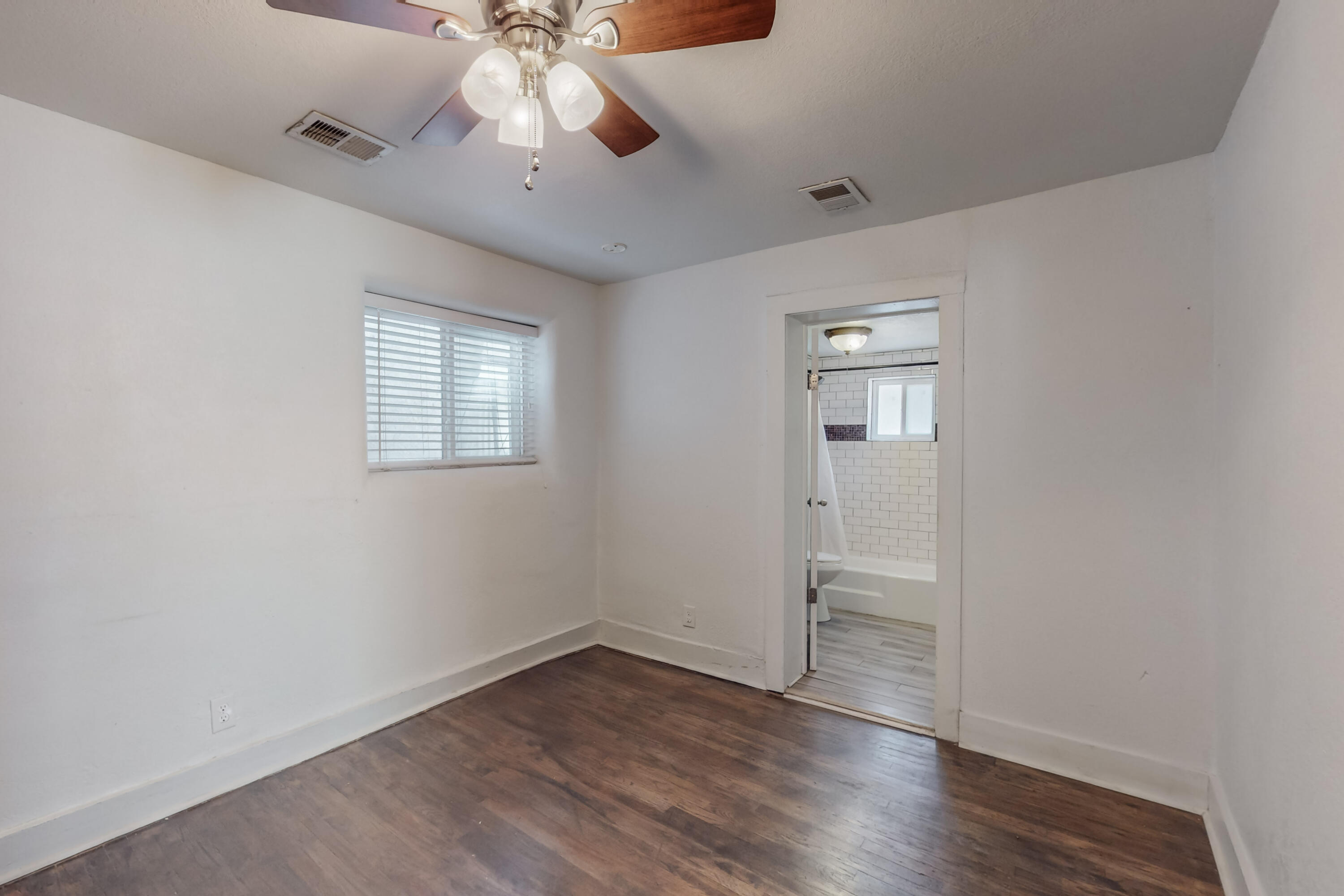 312 Cromwell Avenue SW