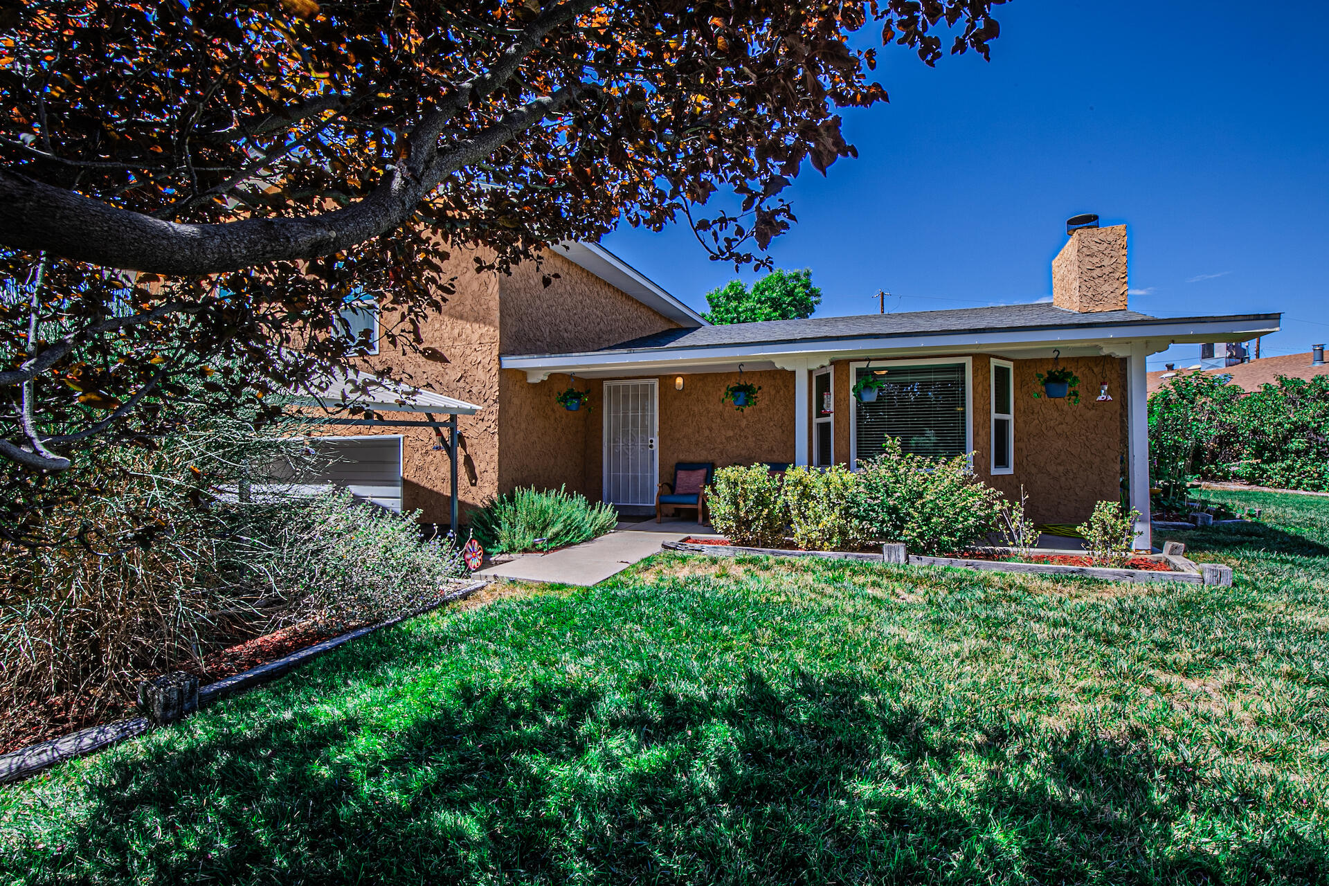 735 Canal Boulevard SW