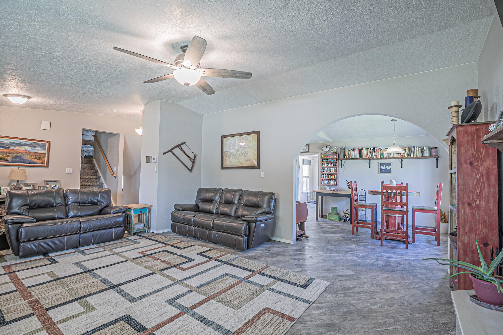 735 Canal Boulevard SW