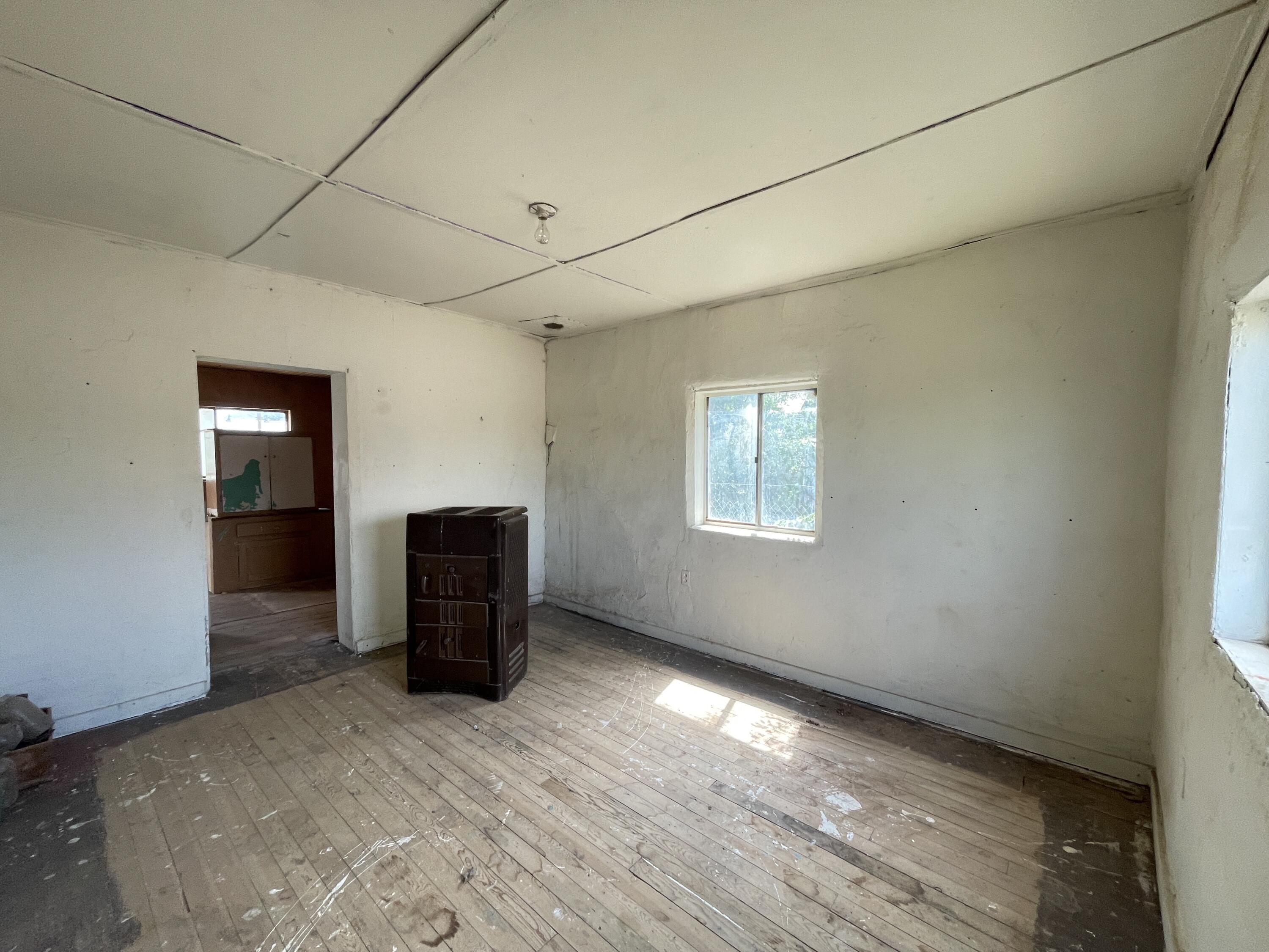 303 S Spruce