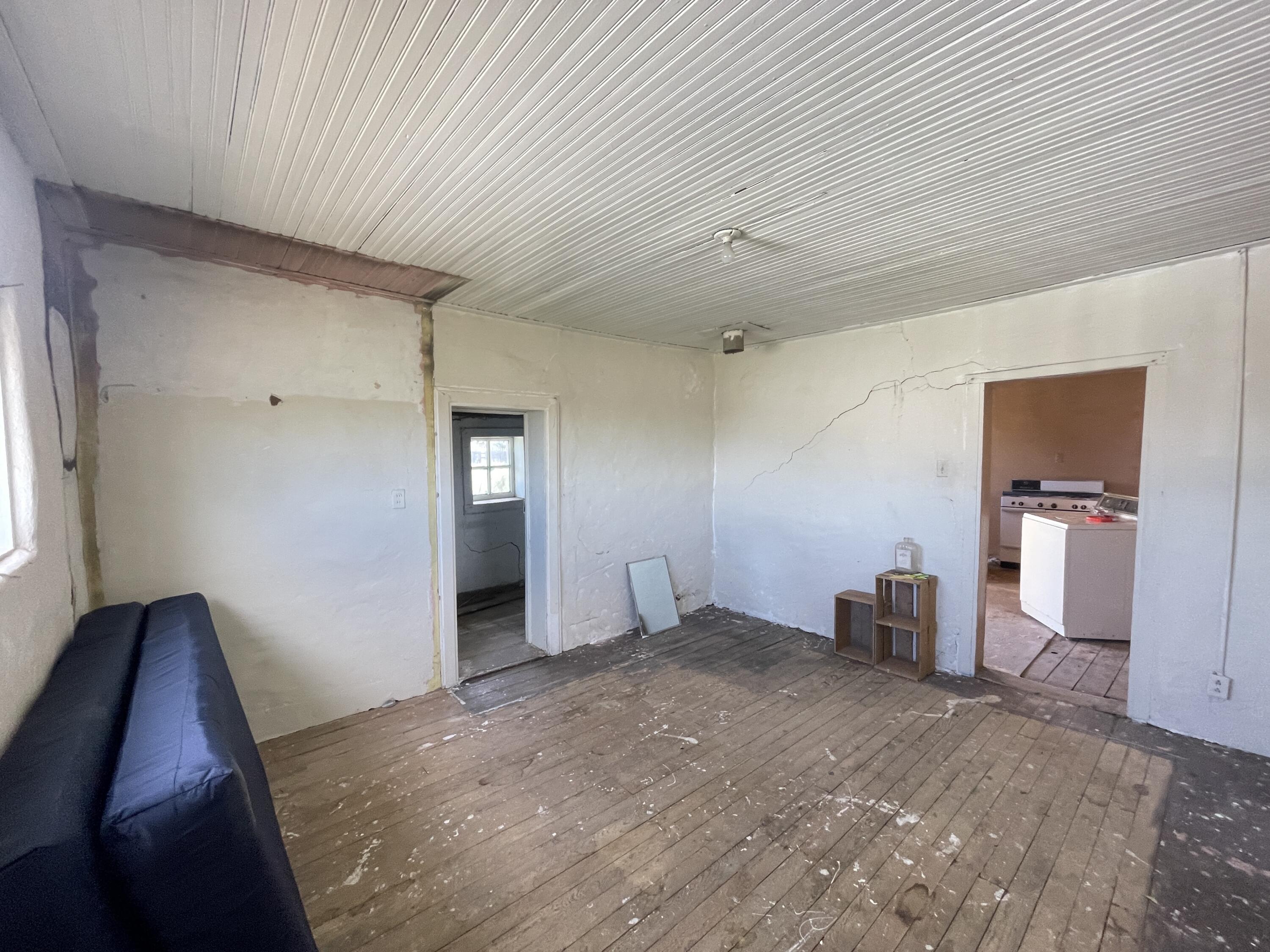 303 S Spruce