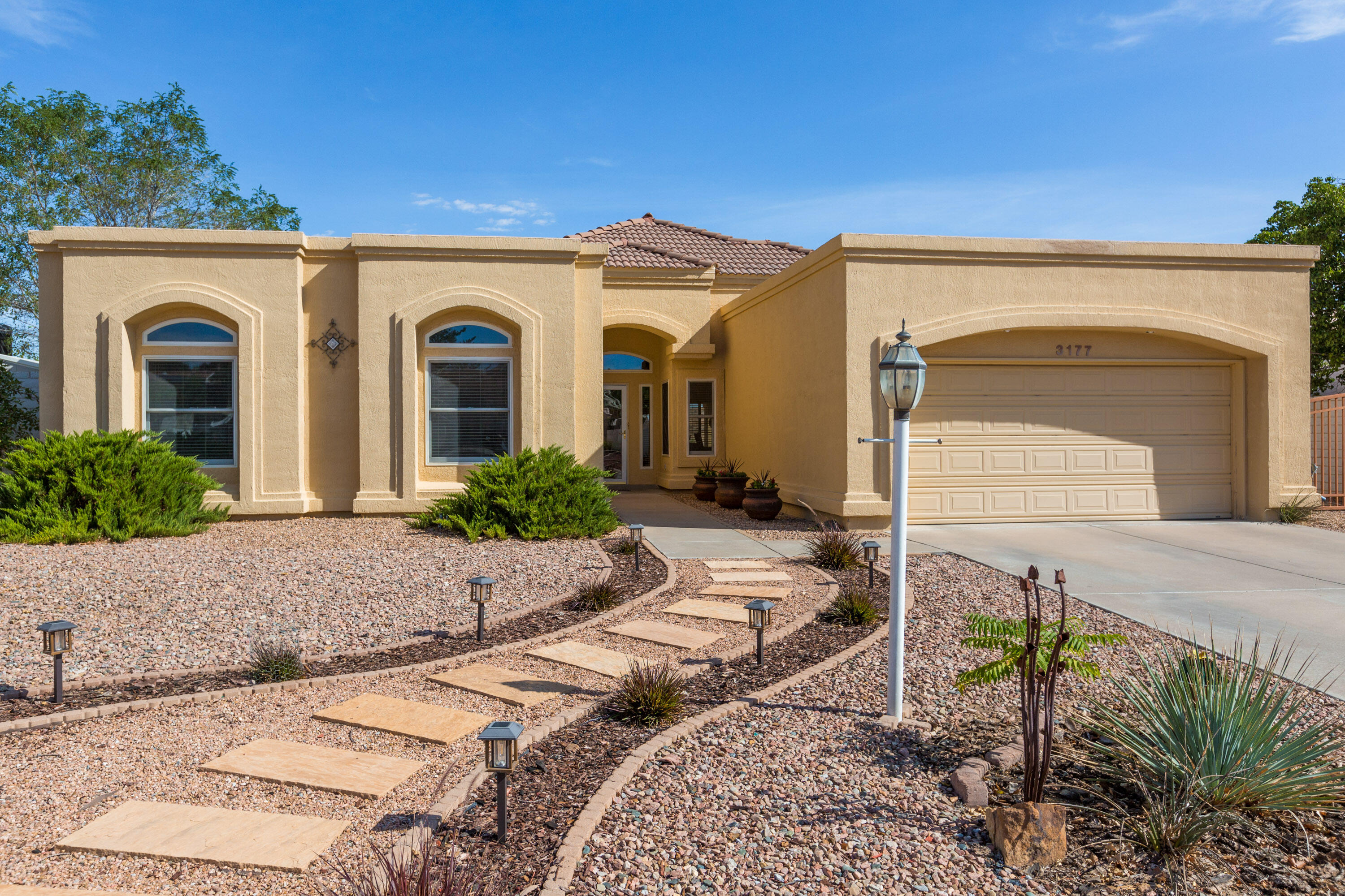 3177 Ashkirk Loop SE