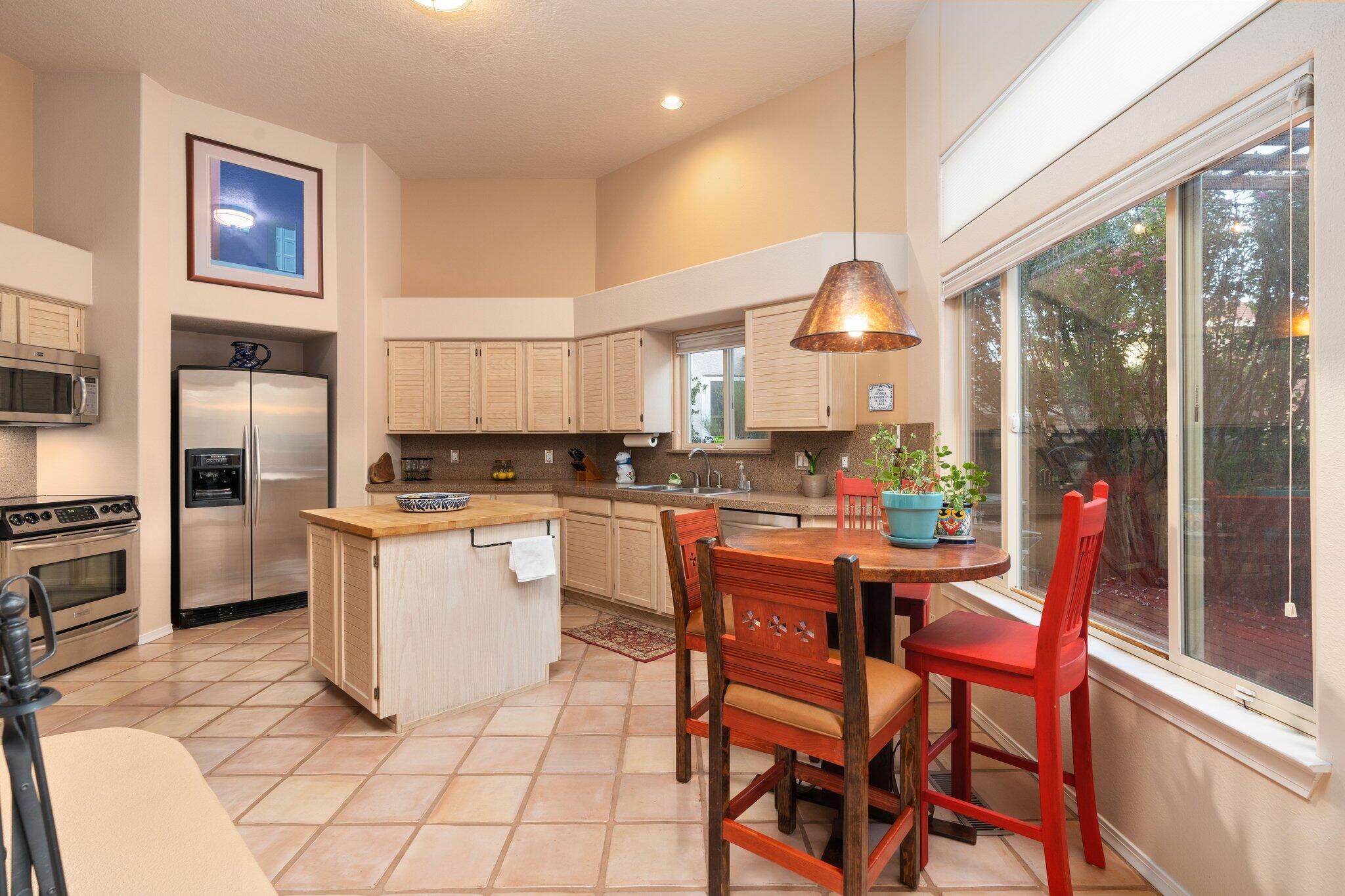 1245 Monte Verde Drive NE