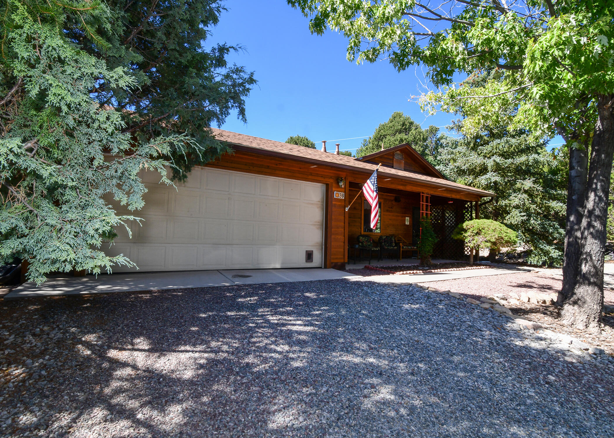39 Mulberry Loop