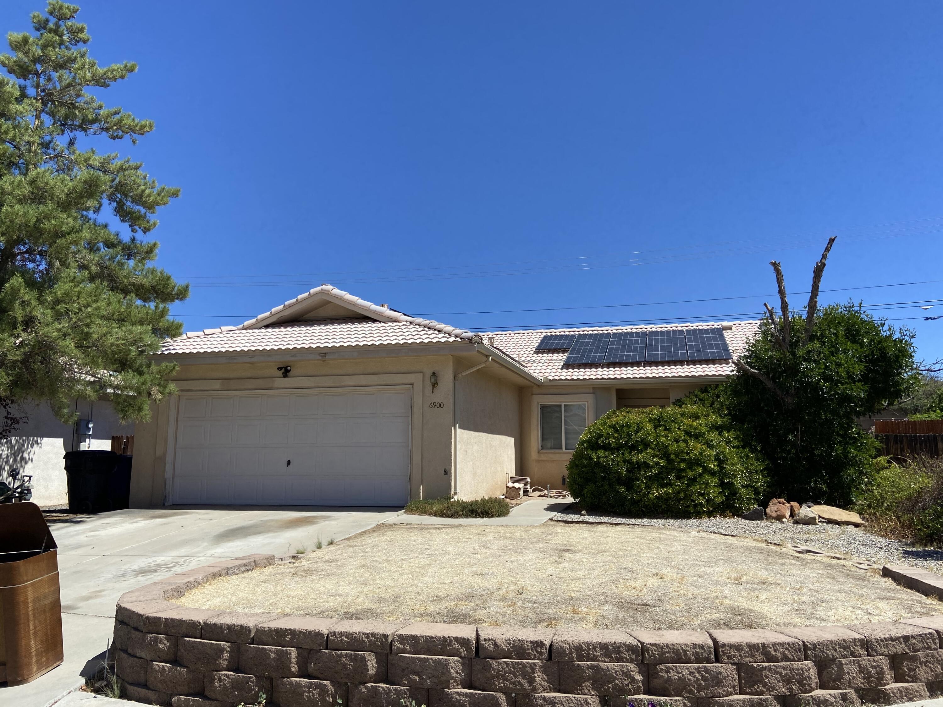 6900 Rancho Vista Place NE