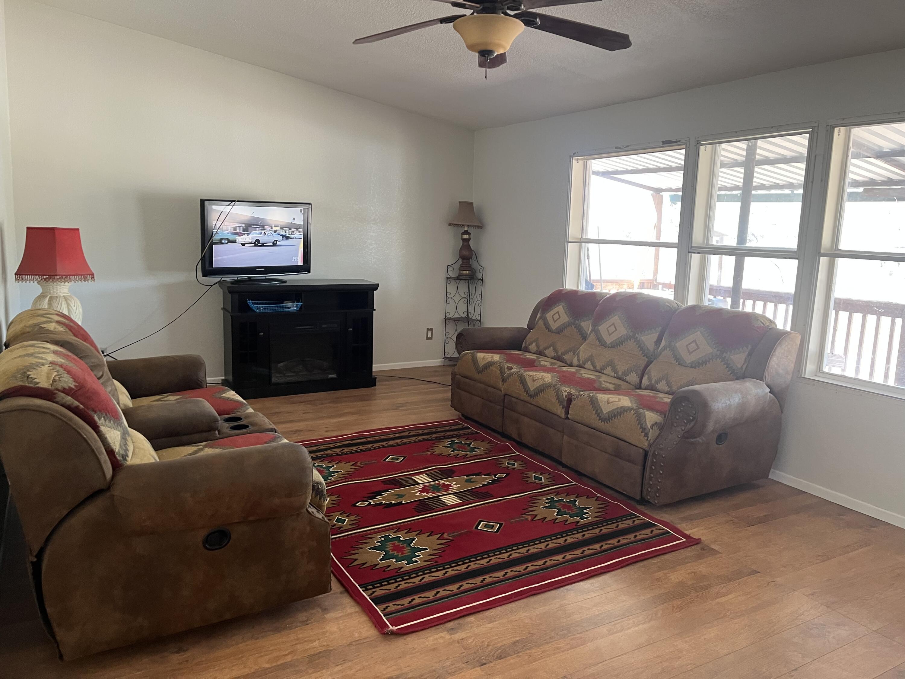 22 Abu Court