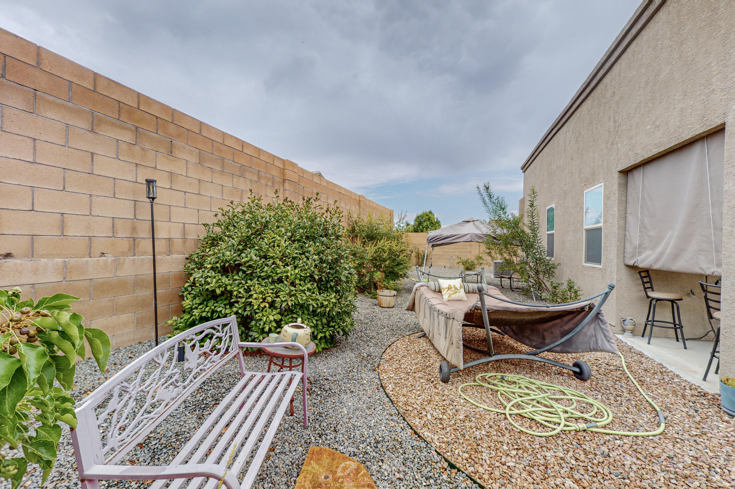 721 Loma Pinon Loop NE