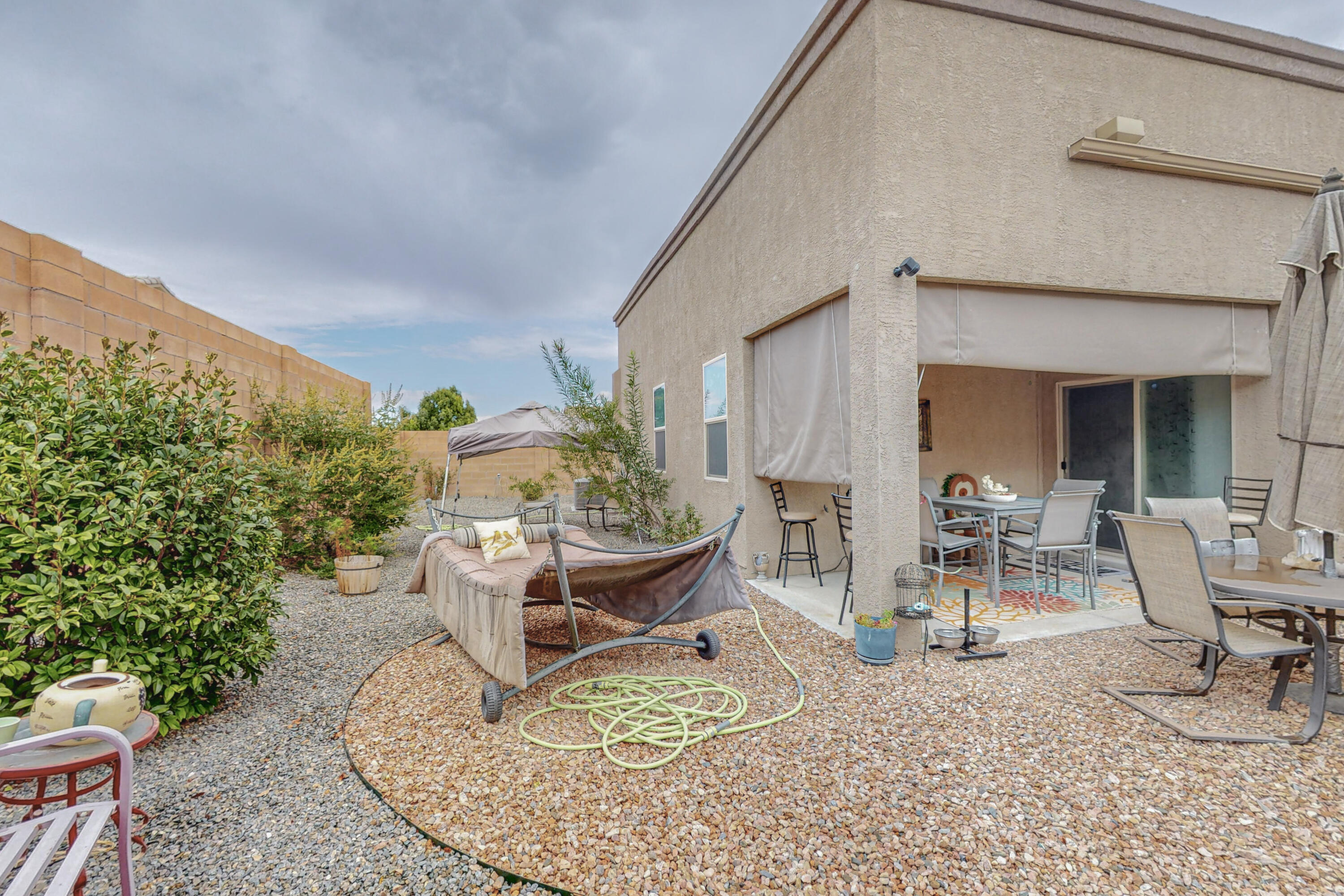 721 Loma Pinon Loop NE