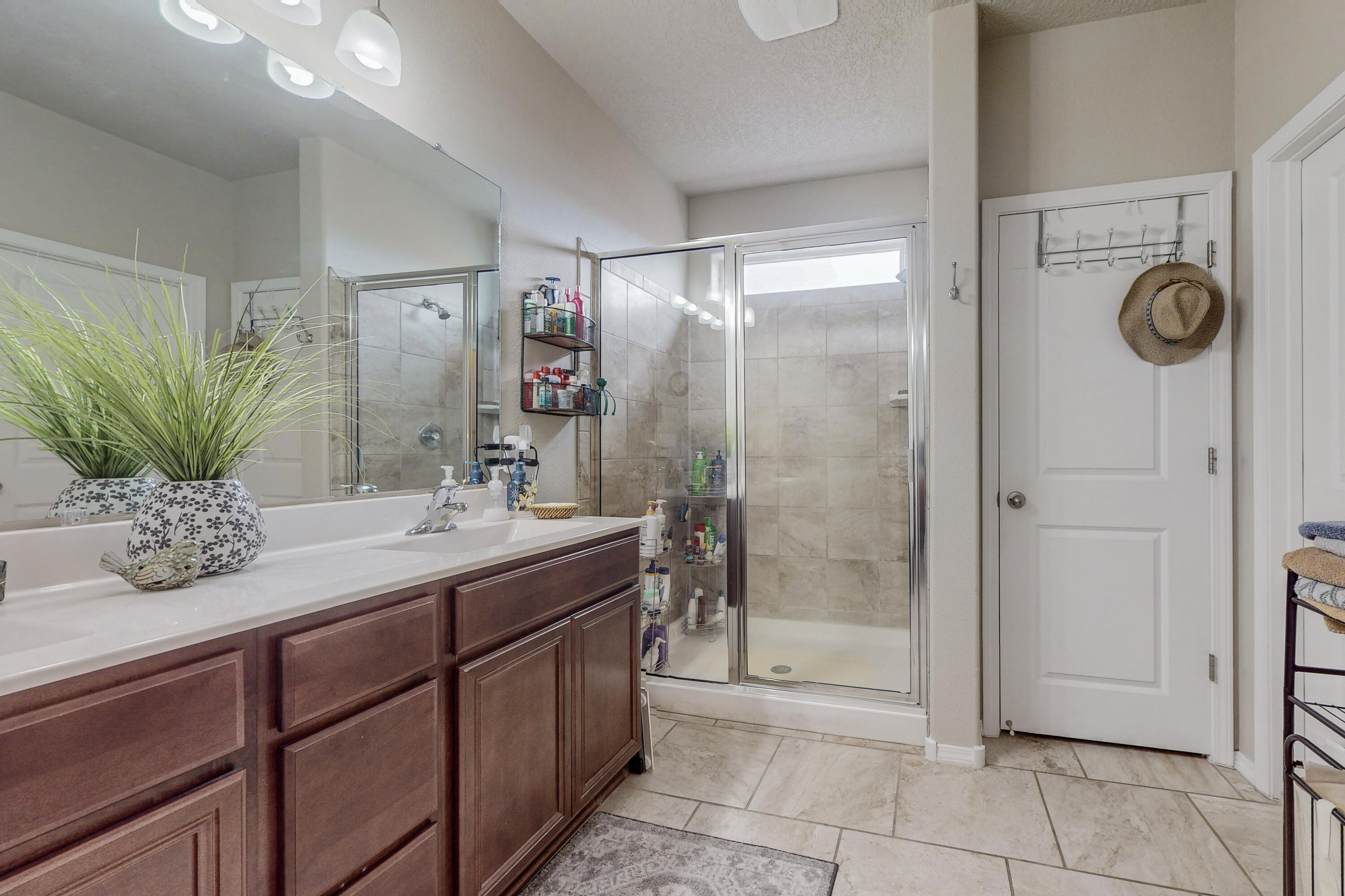 721 Loma Pinon Loop NE