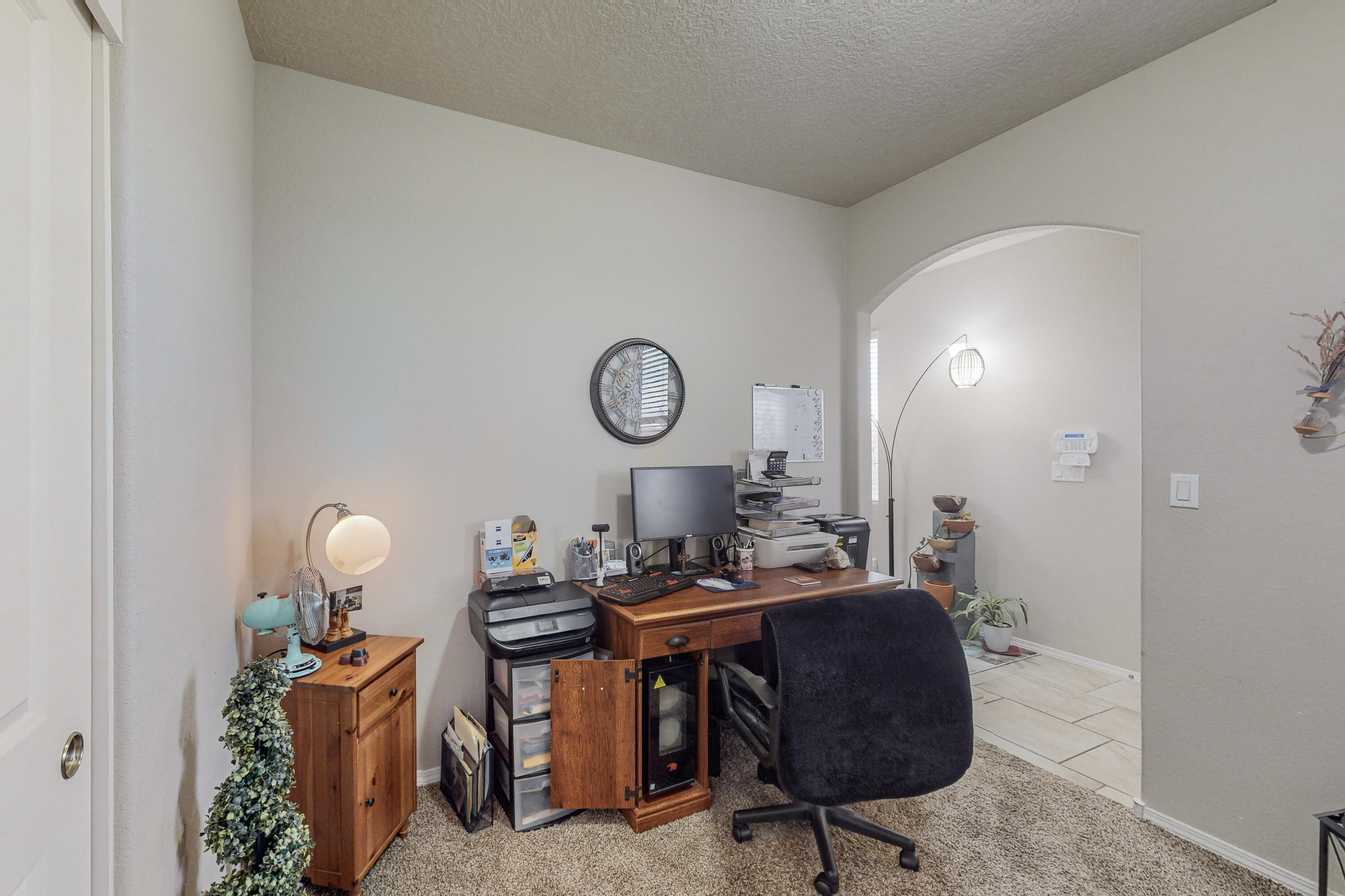 721 Loma Pinon Loop NE