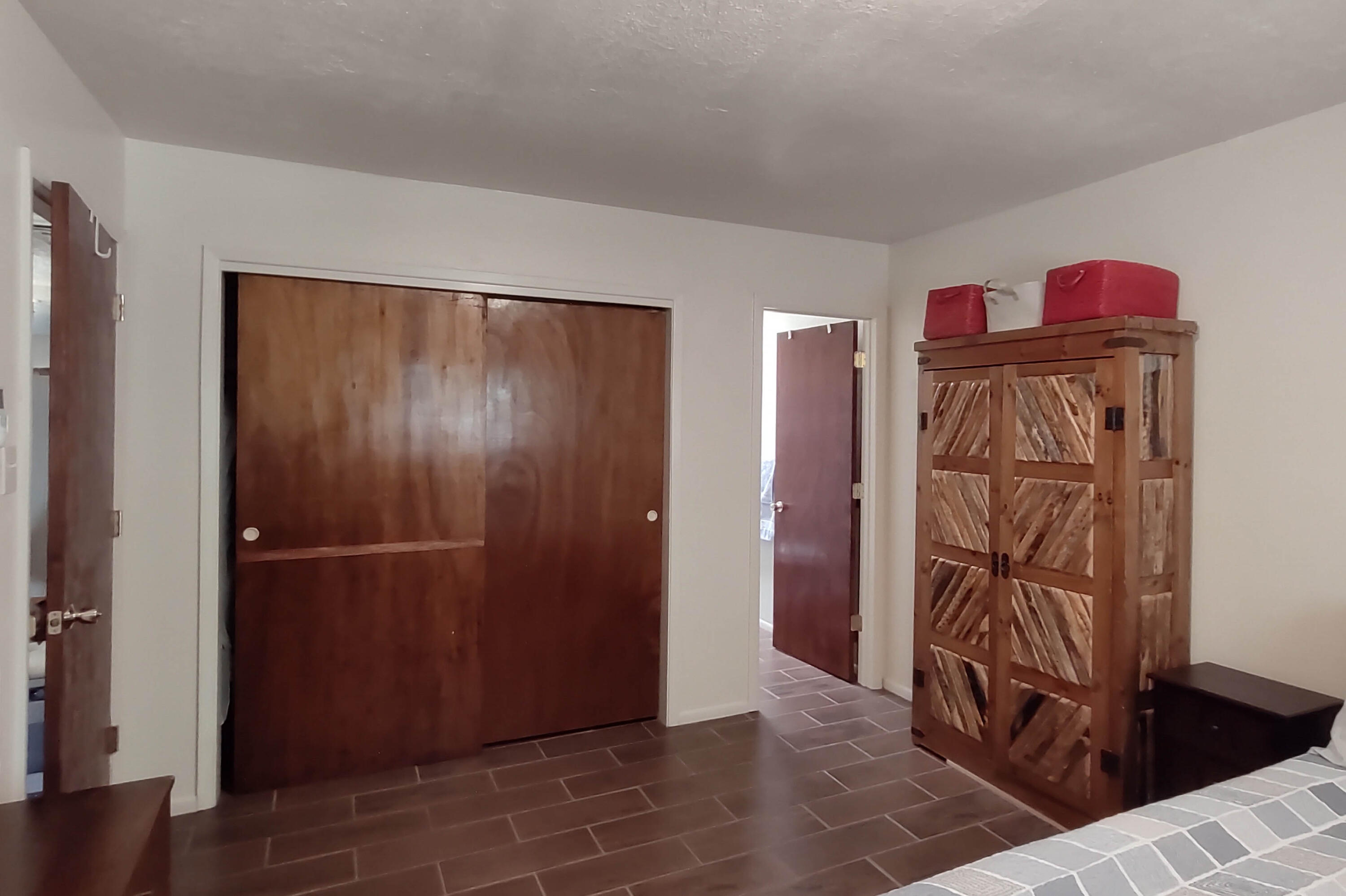 5109 Redlands Road NW