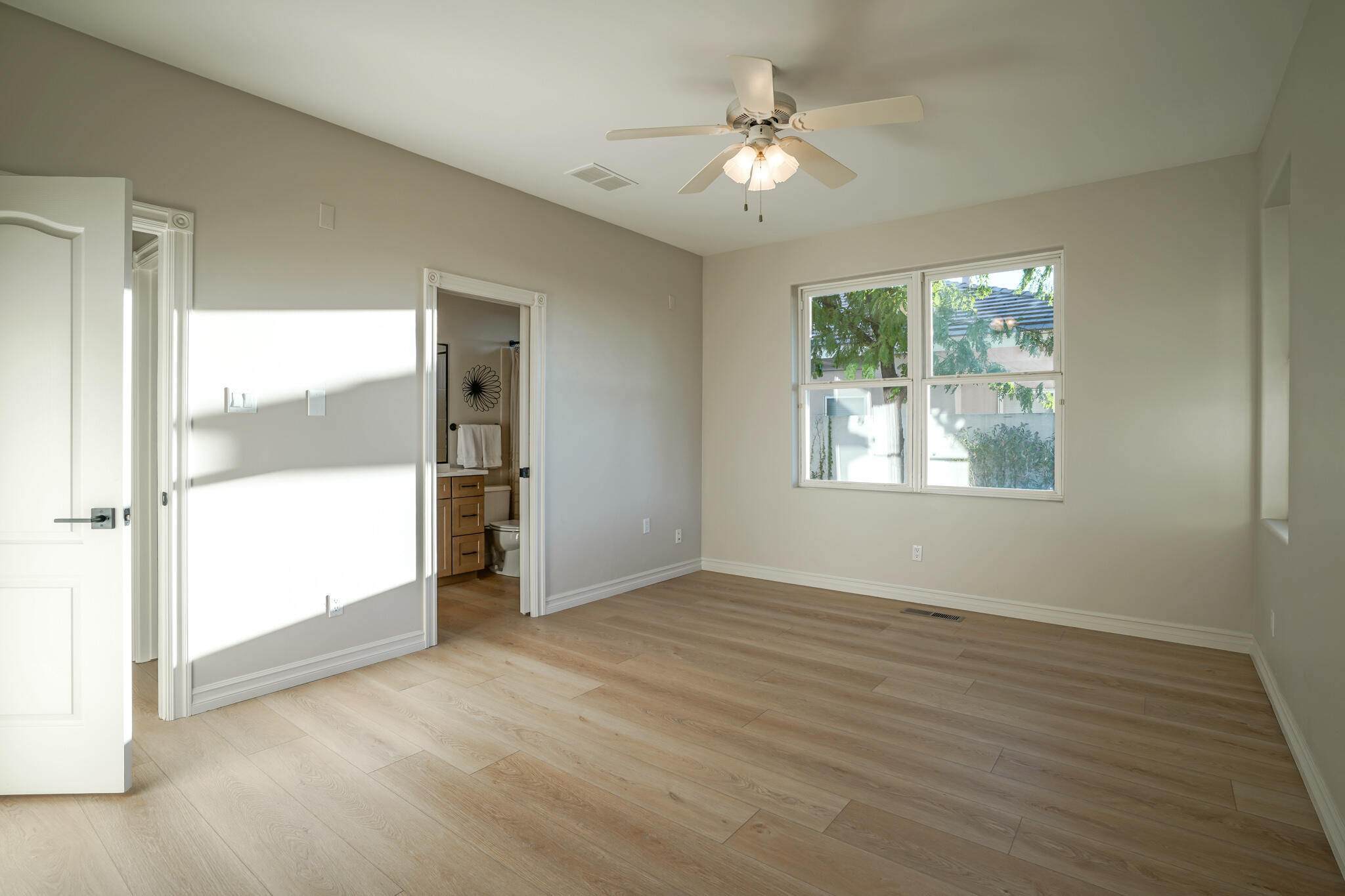 12307 Crested Moss Road NE
